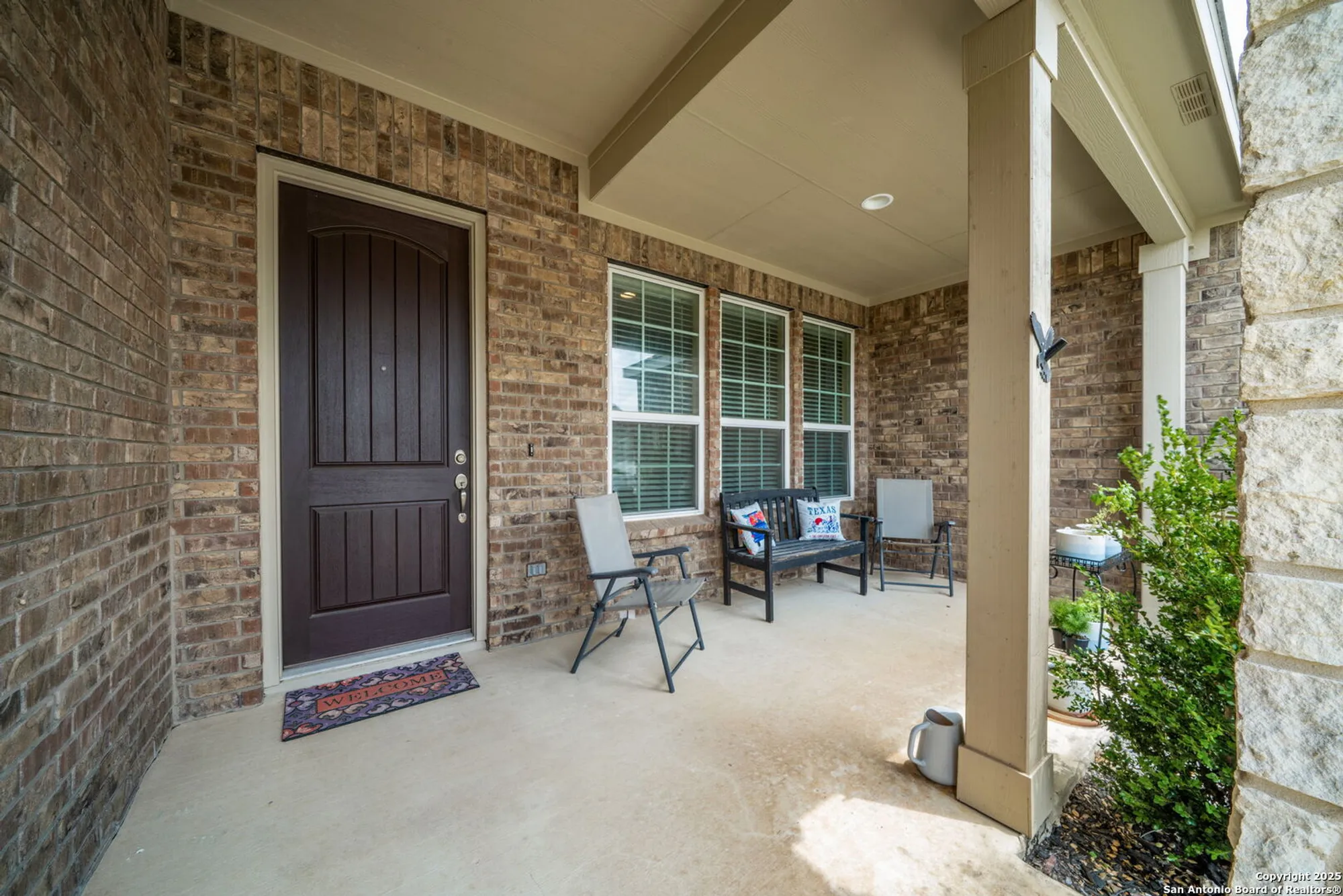 Property Slideshow image 8 of 50 | 4223 fiesta way, San Antonio, TX, 78253