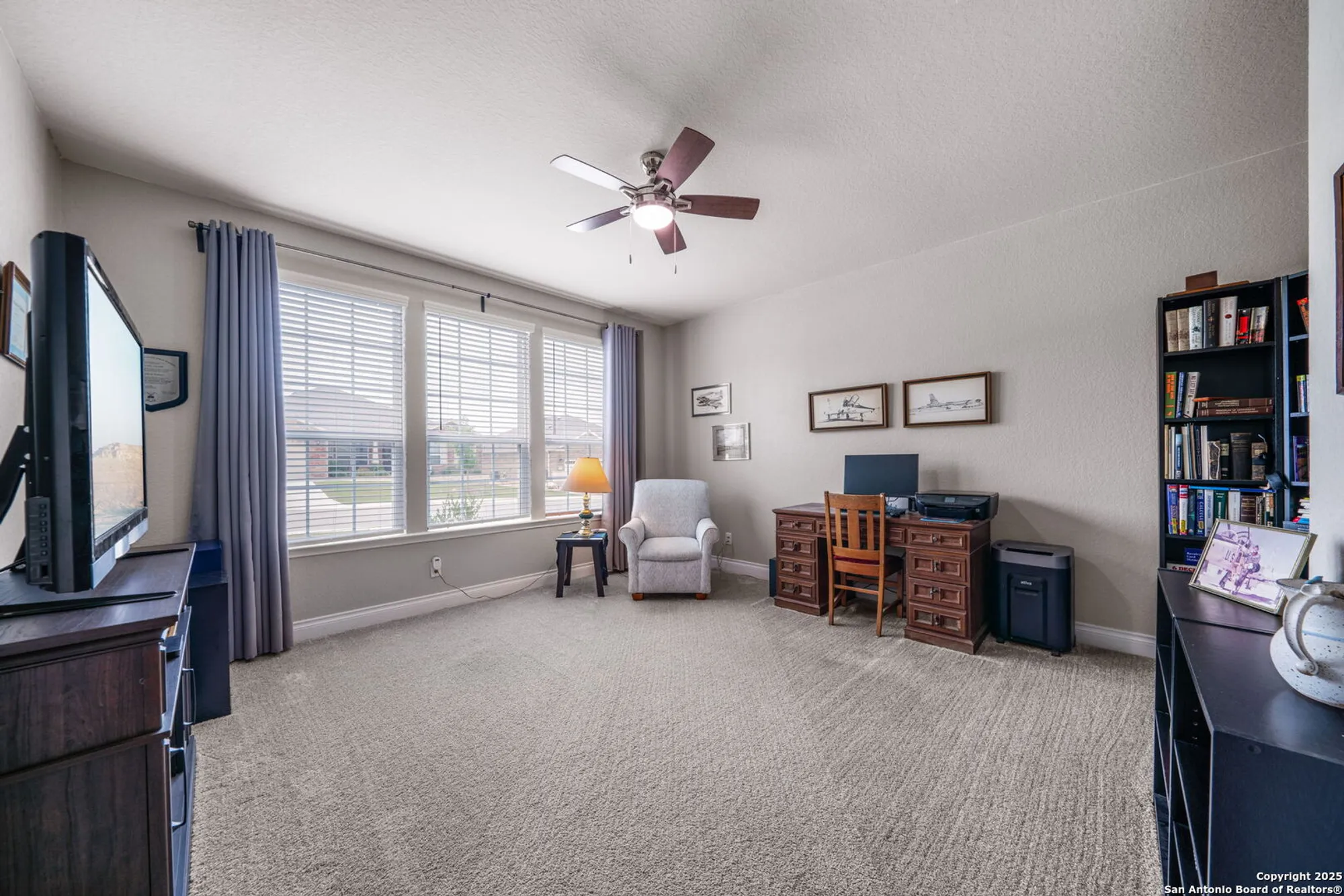 Property Slideshow image 10 of 50 | 4223 fiesta way, San Antonio, TX, 78253