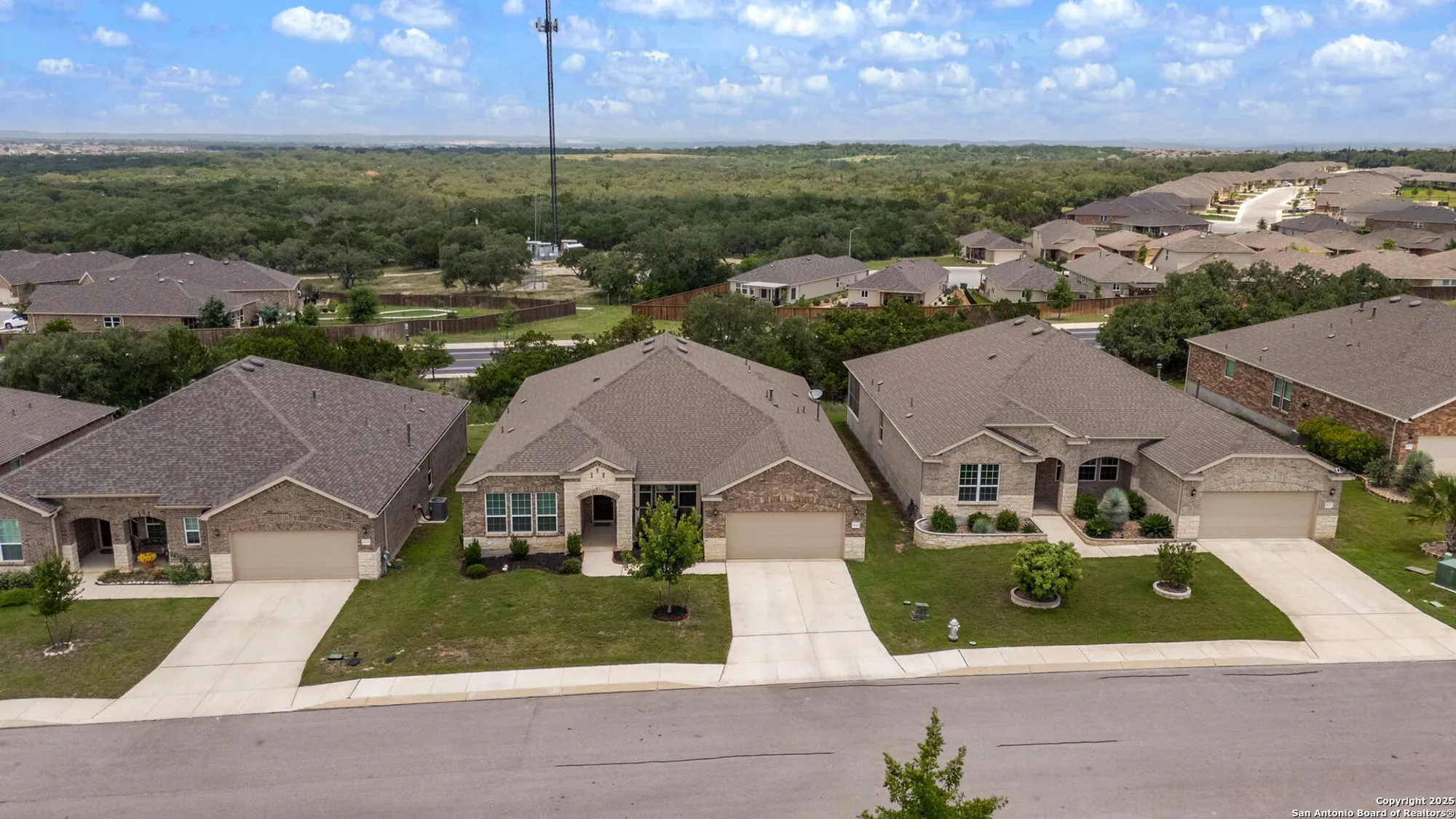 Property Slideshow image 42 of 50 | 4223 fiesta way, San Antonio, TX, 78253