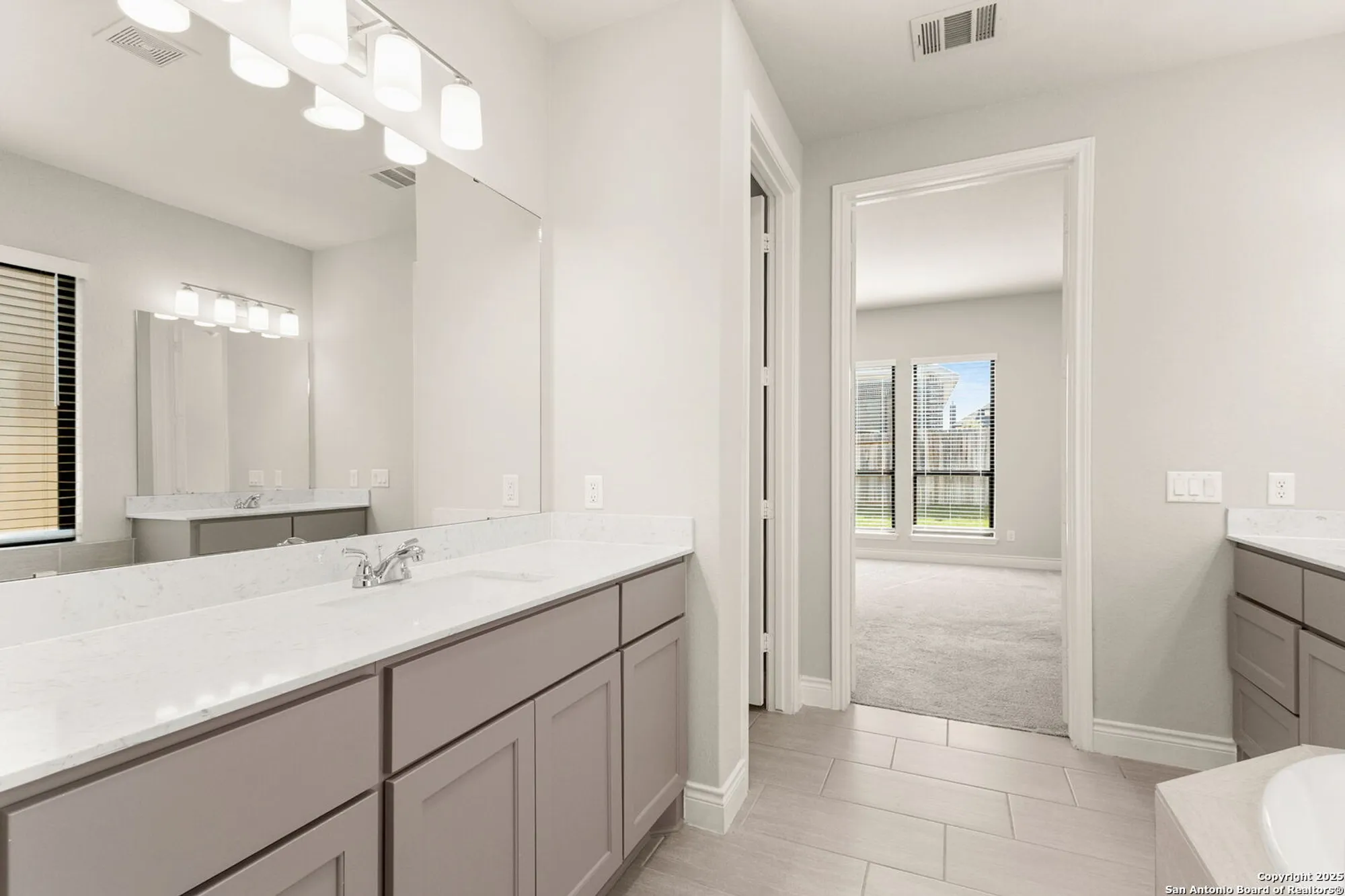 Property Slideshow image 14 of 24 | 636 vireos st, New Braunfels, TX, 78132