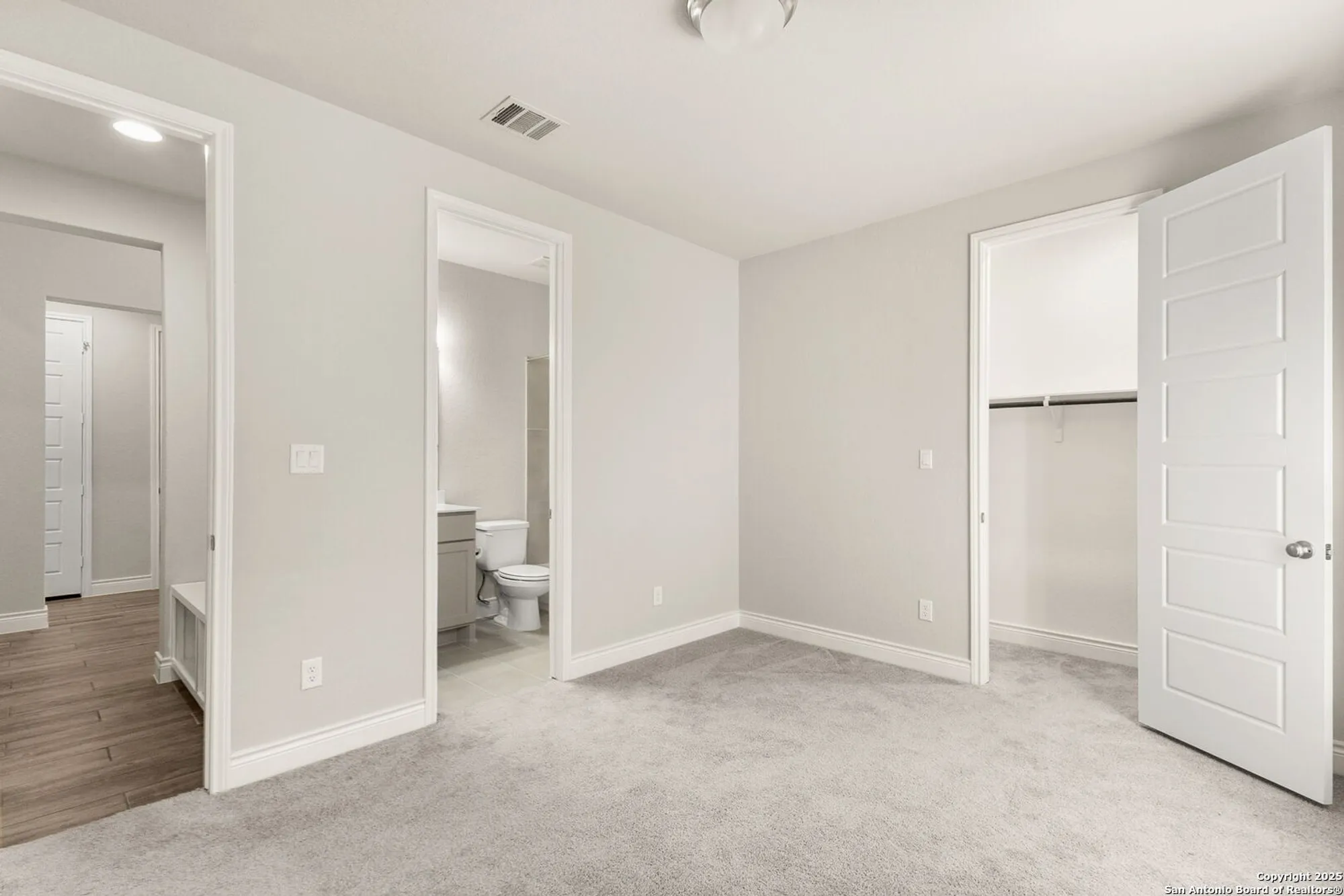 Property Slideshow image 17 of 24 | 636 vireos st, New Braunfels, TX, 78132