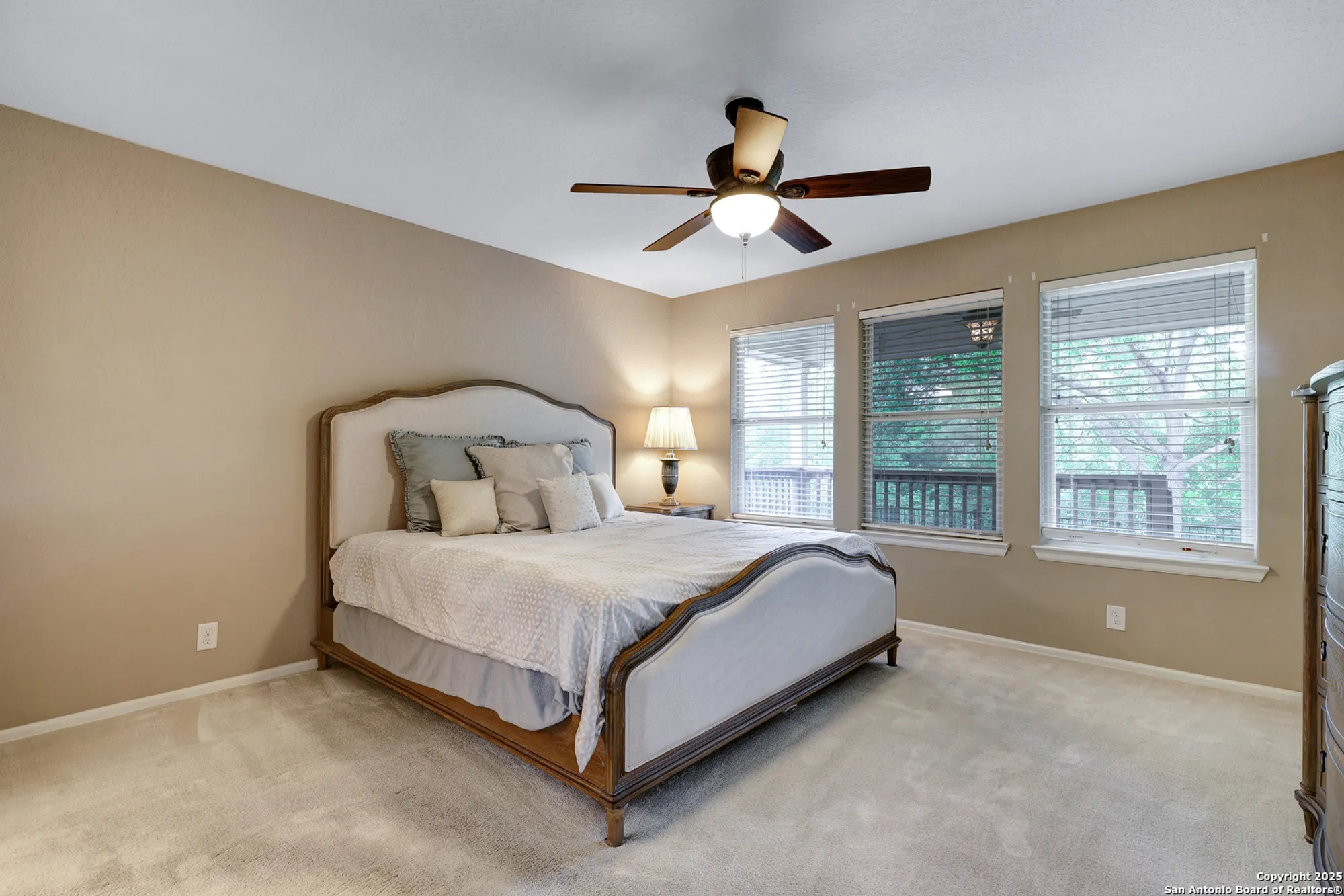 Property Slideshow image 17 of 31 | 4822 sandhill crane, San Antonio, TX, 78253