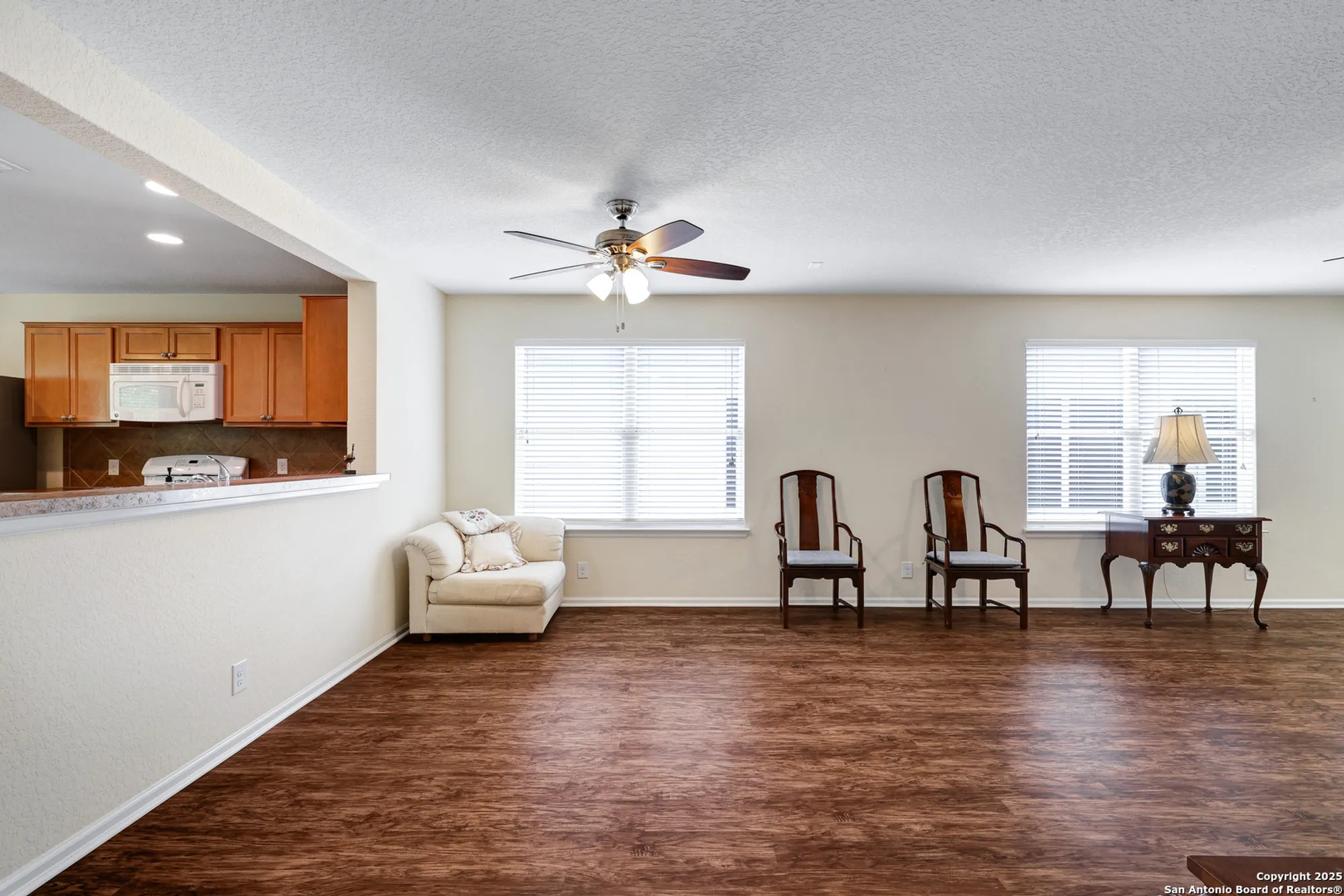 Property Slideshow image 14 of 31 | 4822 sandhill crane, San Antonio, TX, 78253