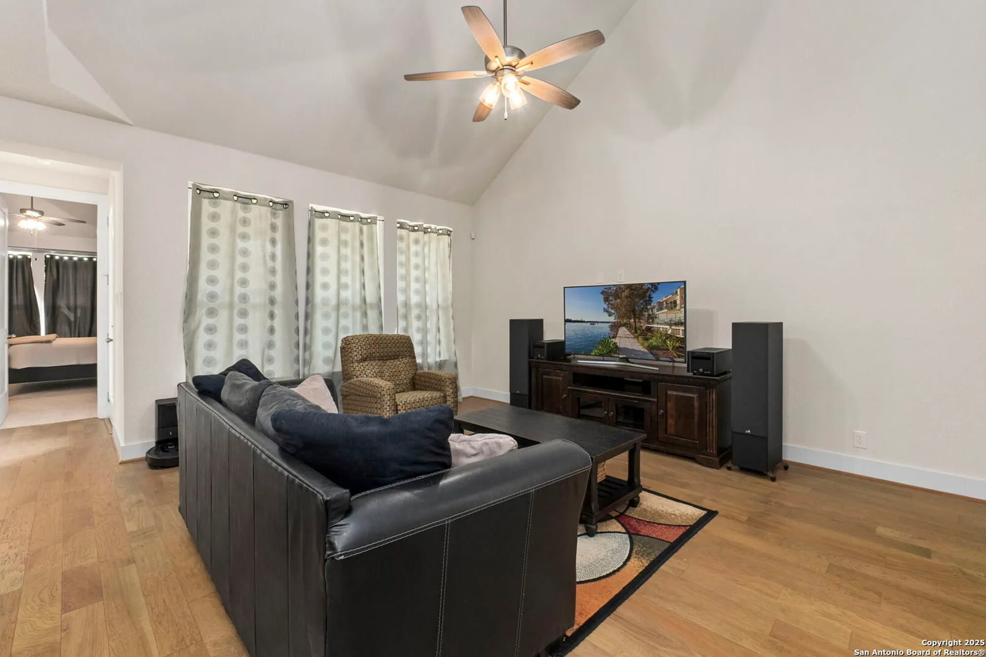 Property Slideshow image 6 of 31 | 1845 nettletree rd, New Braunfels, TX, 78132
