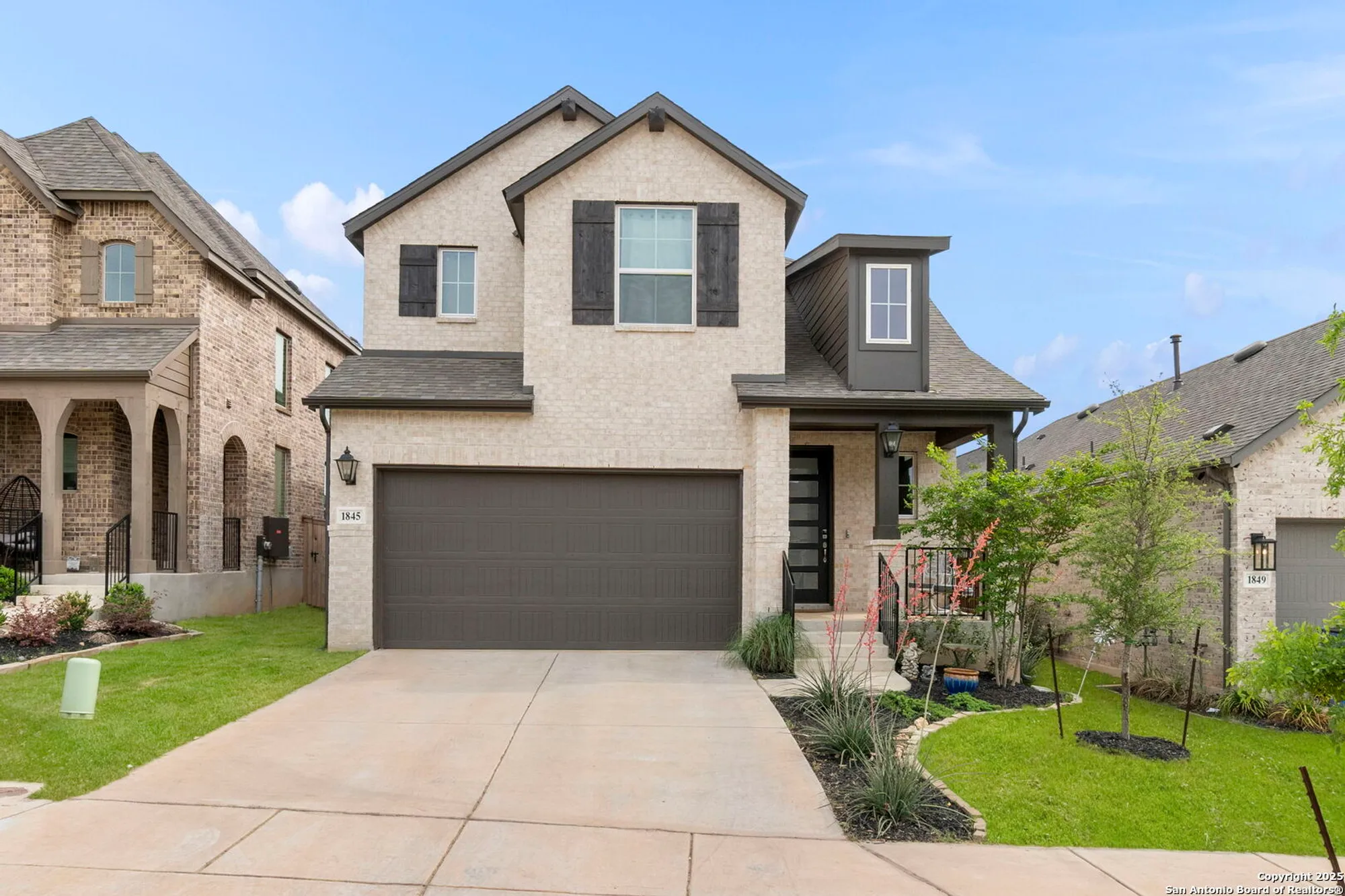 Property Slideshow image 1 of 31 | 1845 nettletree rd, New Braunfels, TX, 78132