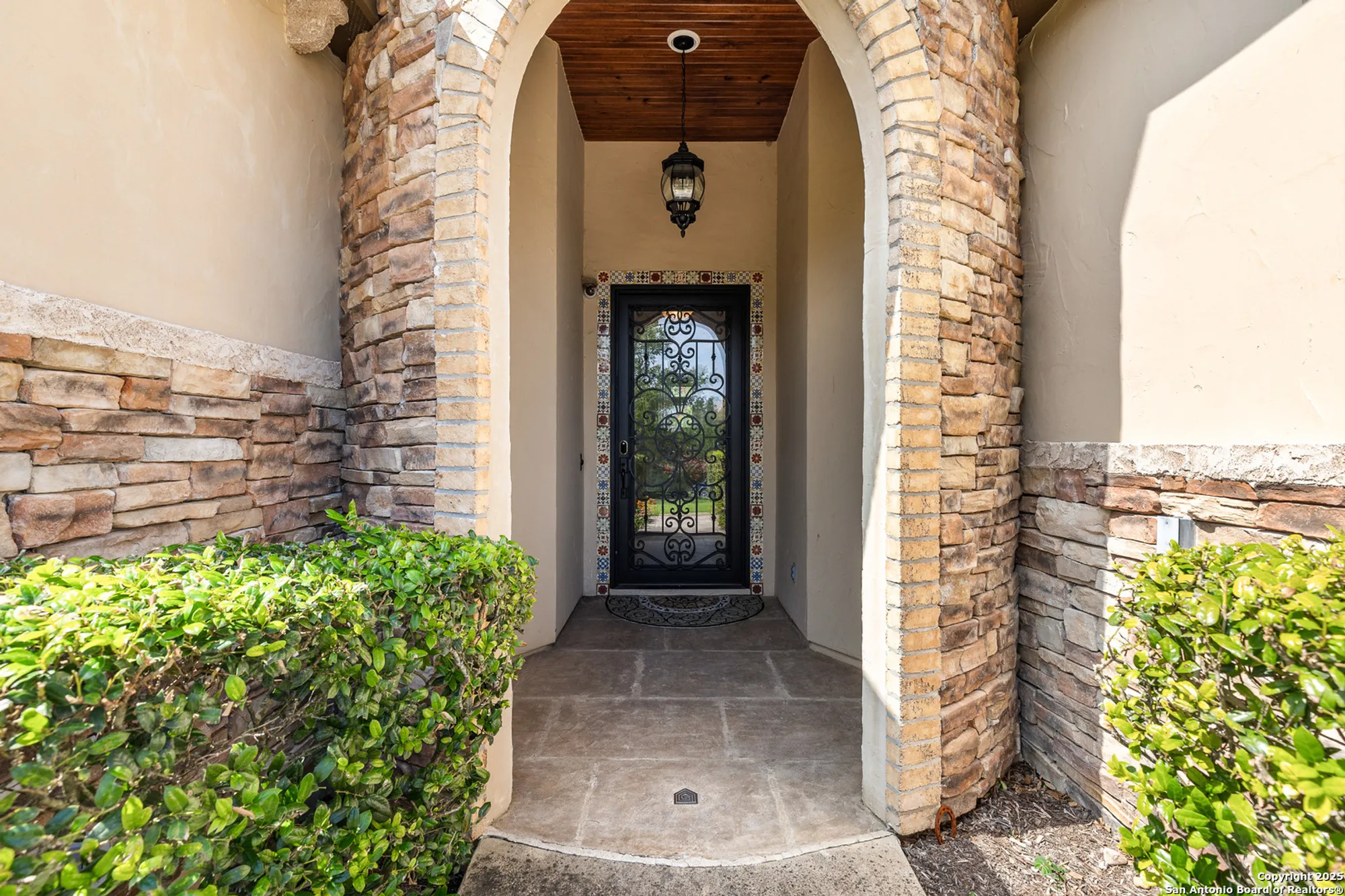 Property Slideshow image 4 of 43 | 22715 colibries, San Antonio, TX, 78261