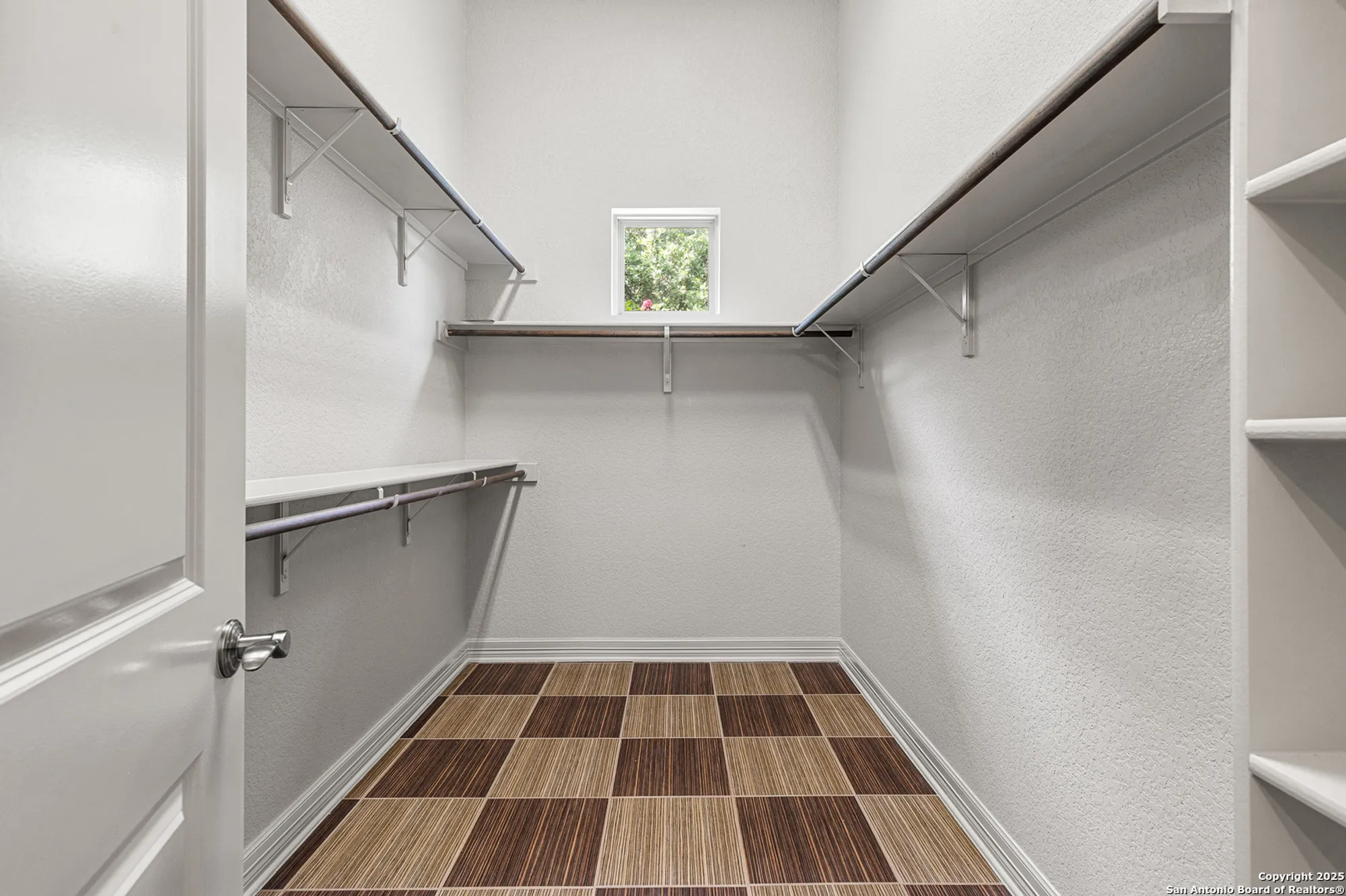 Property Slideshow image 22 of 43 | 22715 colibries, San Antonio, TX, 78261