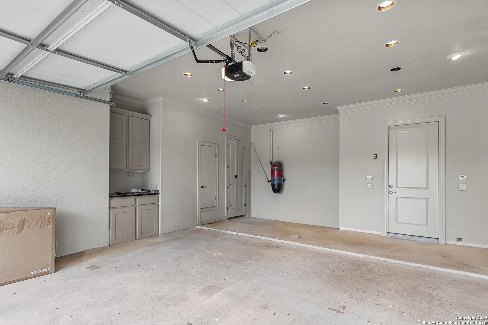 Property Slideshow image 39 of 43 | 22715 colibries, San Antonio, TX, 78261