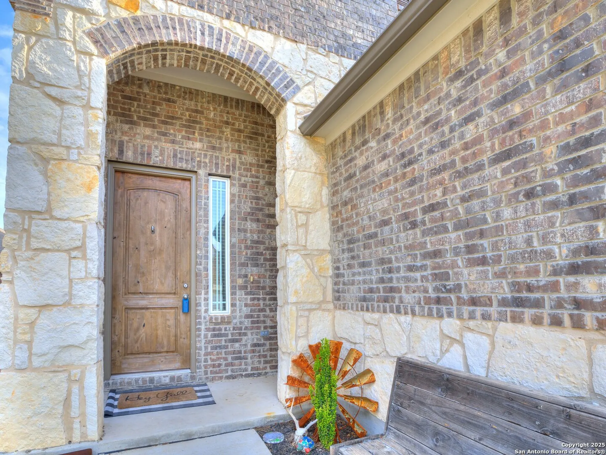 Property Slideshow image 4 of 32 | 2073 egret ave, New Braunfels, TX, 78132