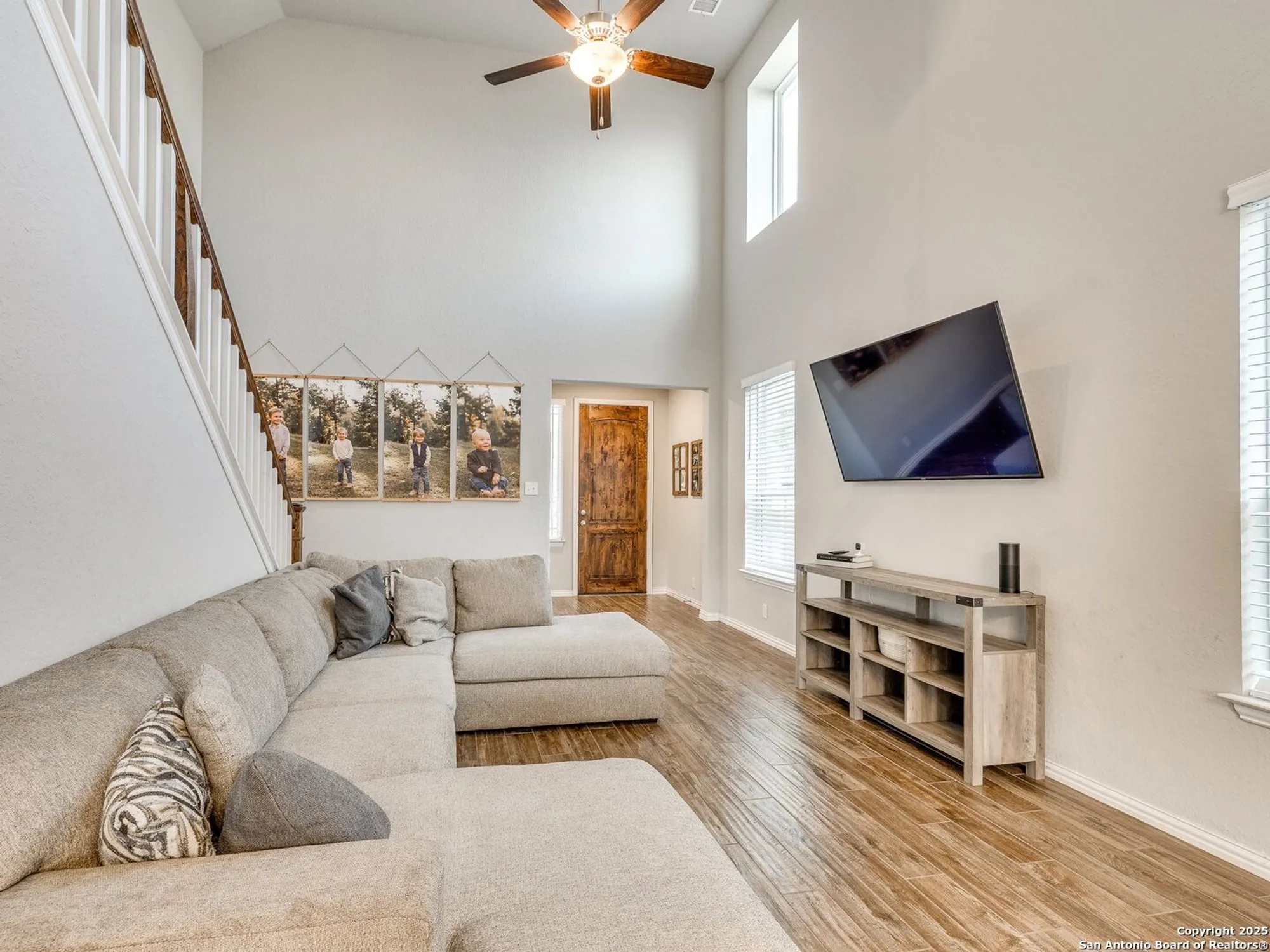 Property Slideshow image 9 of 32 | 2073 egret ave, New Braunfels, TX, 78132