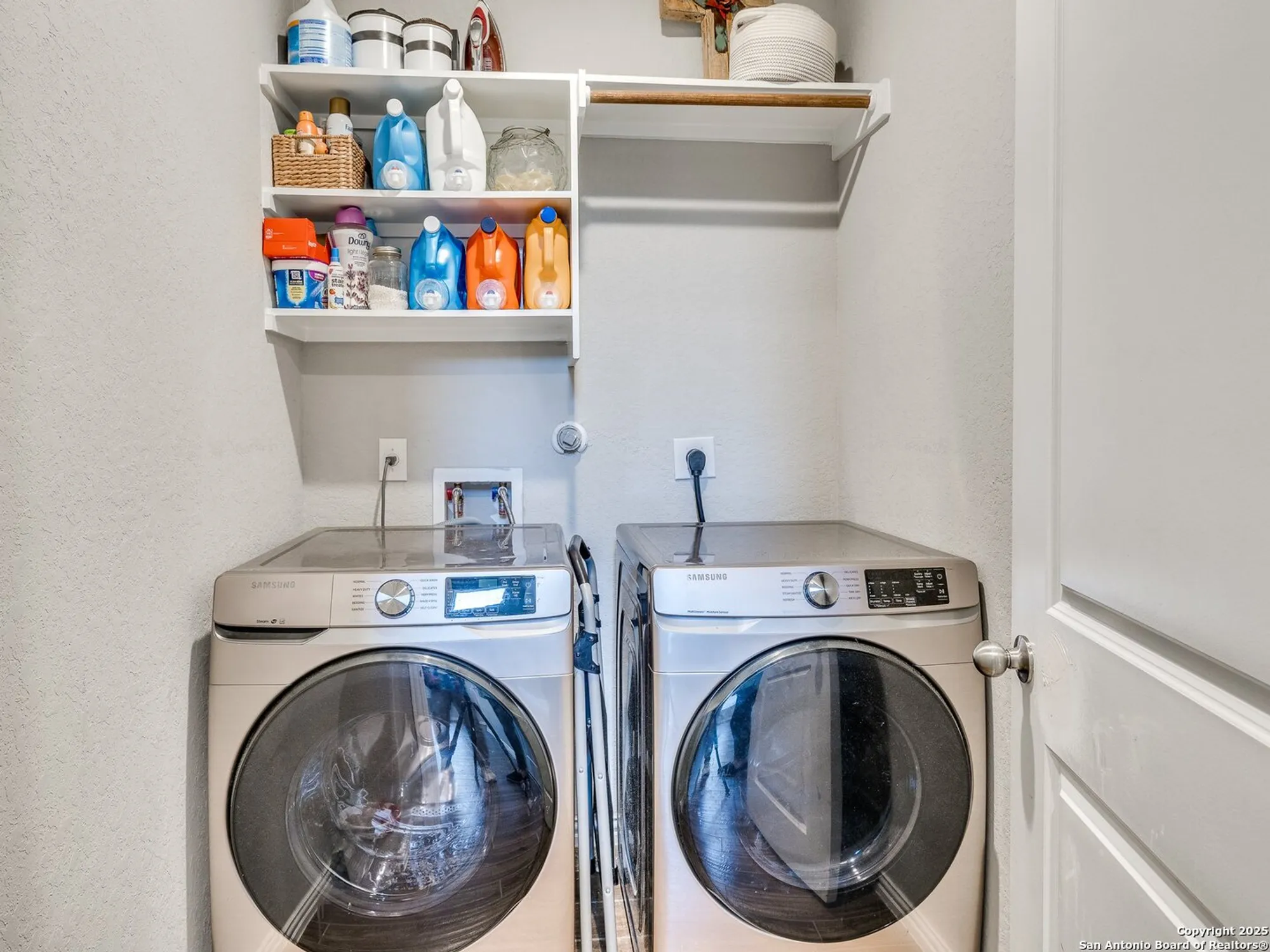 Property Slideshow image 19 of 32 | 2073 egret ave, New Braunfels, TX, 78132