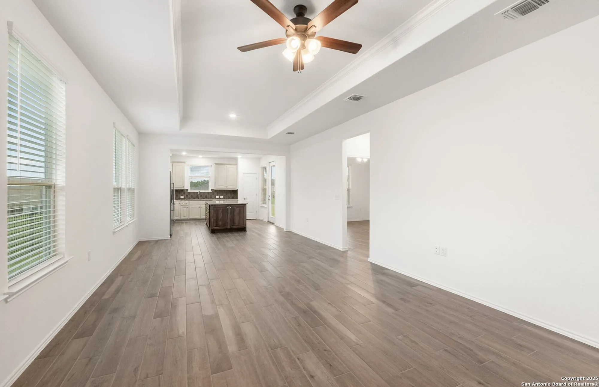 Property Slideshow image 14 of 25 | 2227 pinyon dr, New Braunfels, TX, 78132