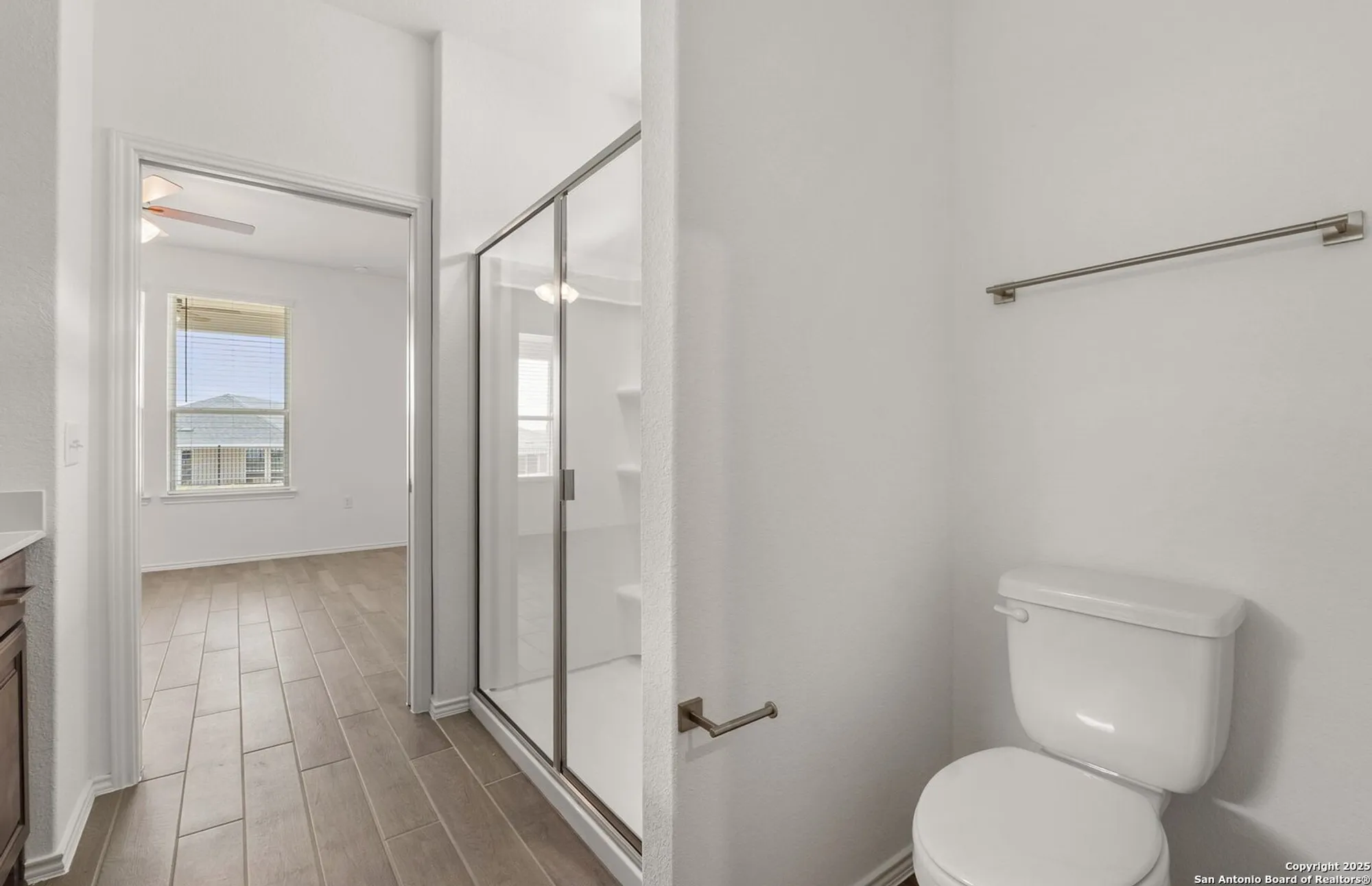 Property Slideshow image 21 of 25 | 2227 pinyon dr, New Braunfels, TX, 78132