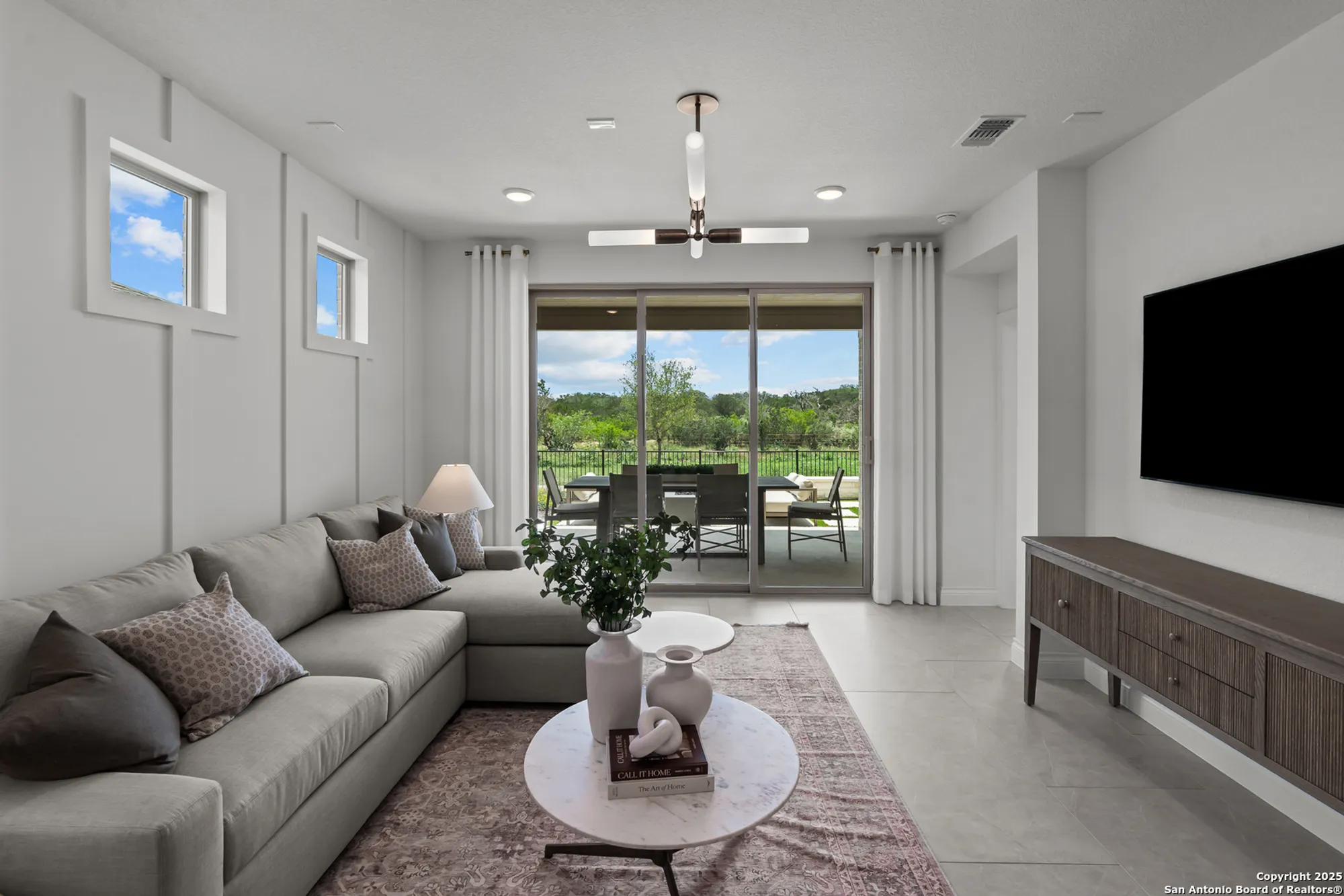 Property Slideshow image 10 of 25 | 2238 pinyon dr, New Braunfels, TX, 78132