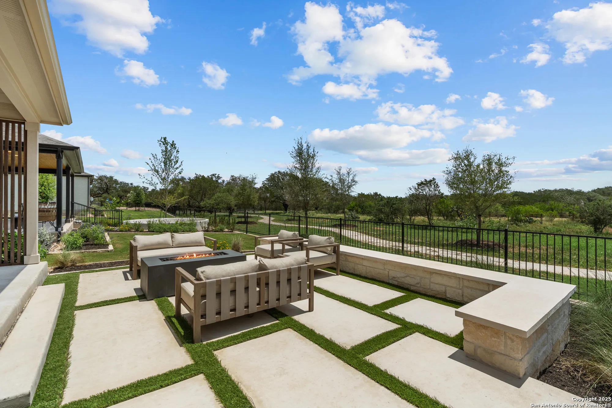 Property Slideshow image 30 of 30 | 2087 green ash ave, New Braunfels, TX, 78132