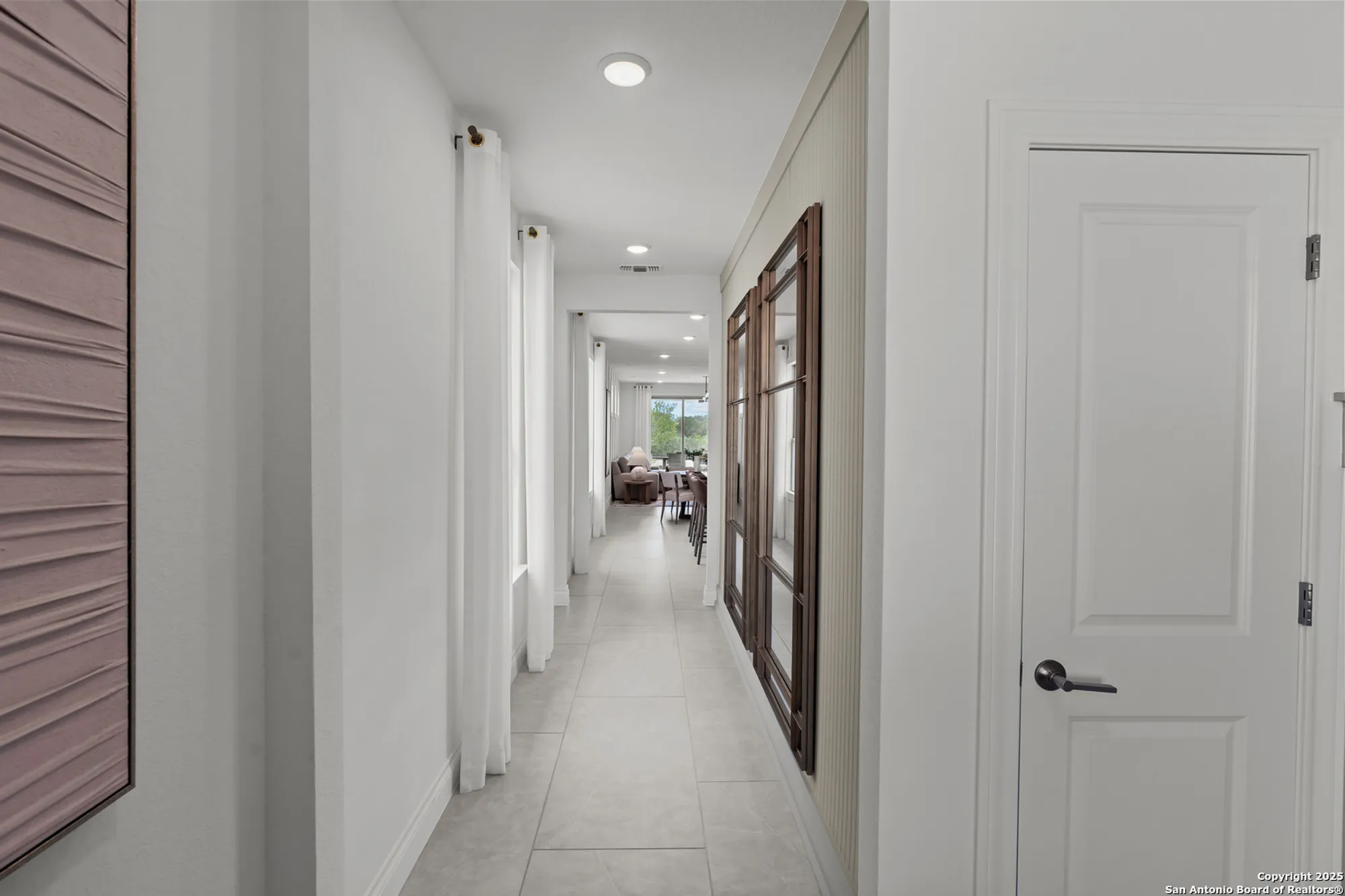 Property Slideshow image 12 of 25 | 2238 pinyon dr, New Braunfels, TX, 78132