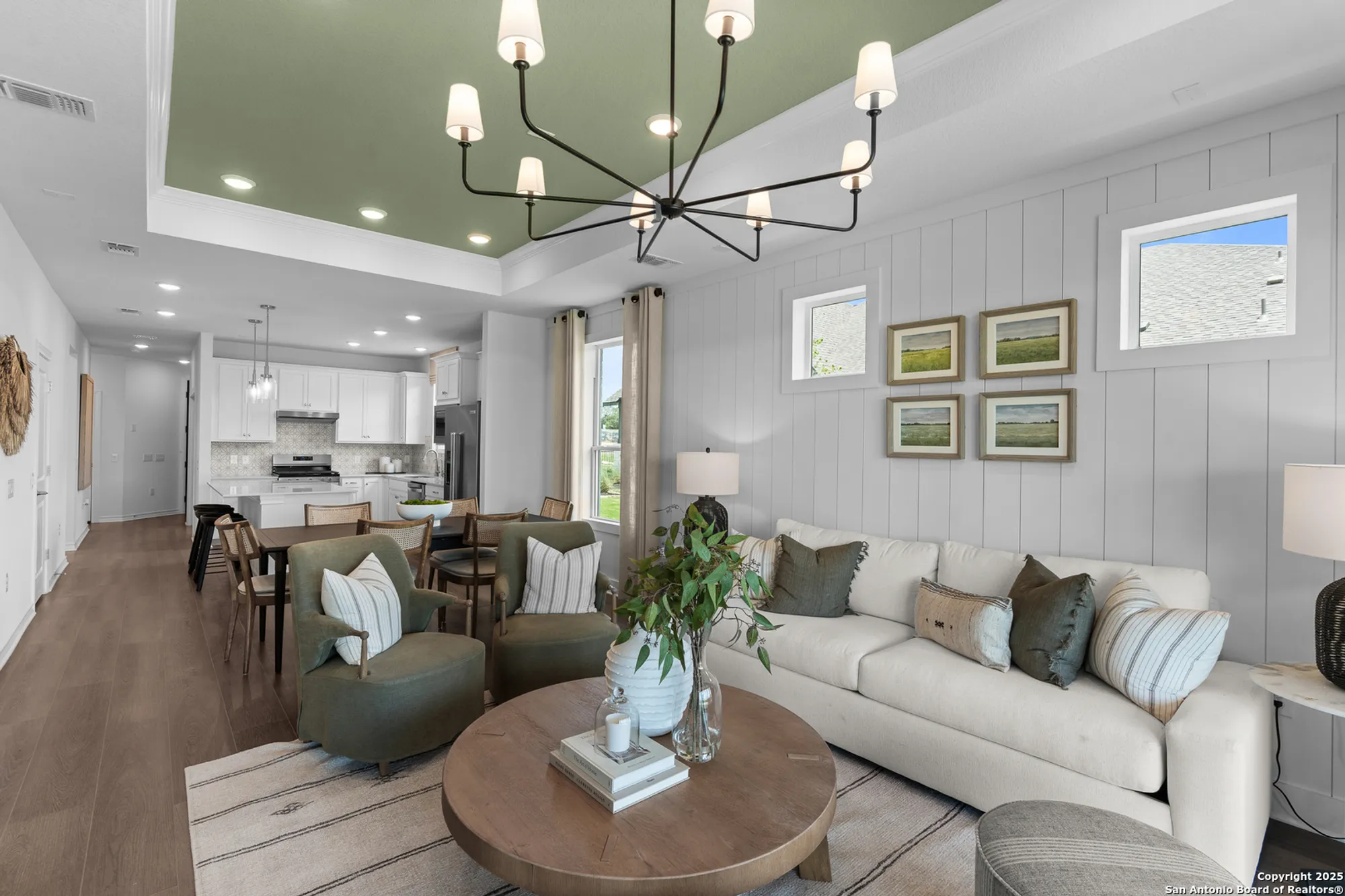 Property Slideshow image 12 of 24 | 2242 pinyon dr, New Braunfels, TX, 78132