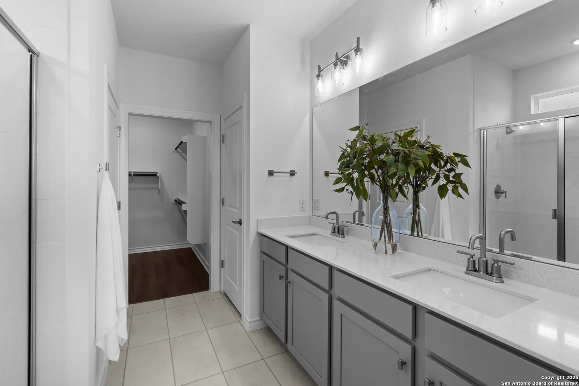 Property Slideshow image 19 of 24 | 2242 pinyon dr, New Braunfels, TX, 78132