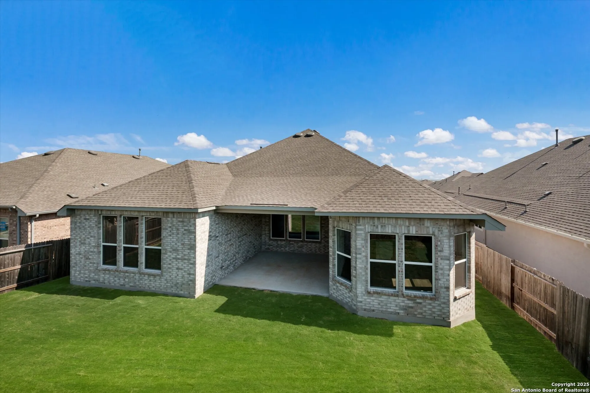Property Slideshow image 28 of 38 | 349 vuelo st, New Braunfels, TX, 78132