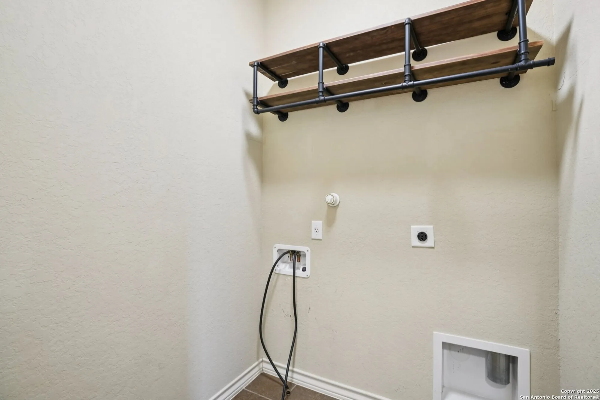 Property Slideshow image 19 of 50 | 28363 willis rnch, San Antonio, TX, 78260