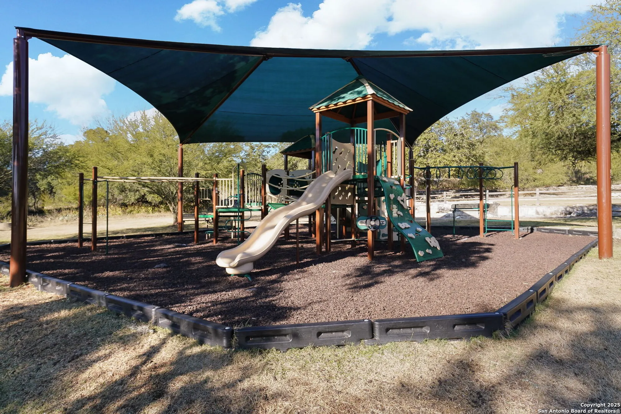 Property Slideshow image 25 of 44 | 641 vale ct, New Braunfels, TX, 78132