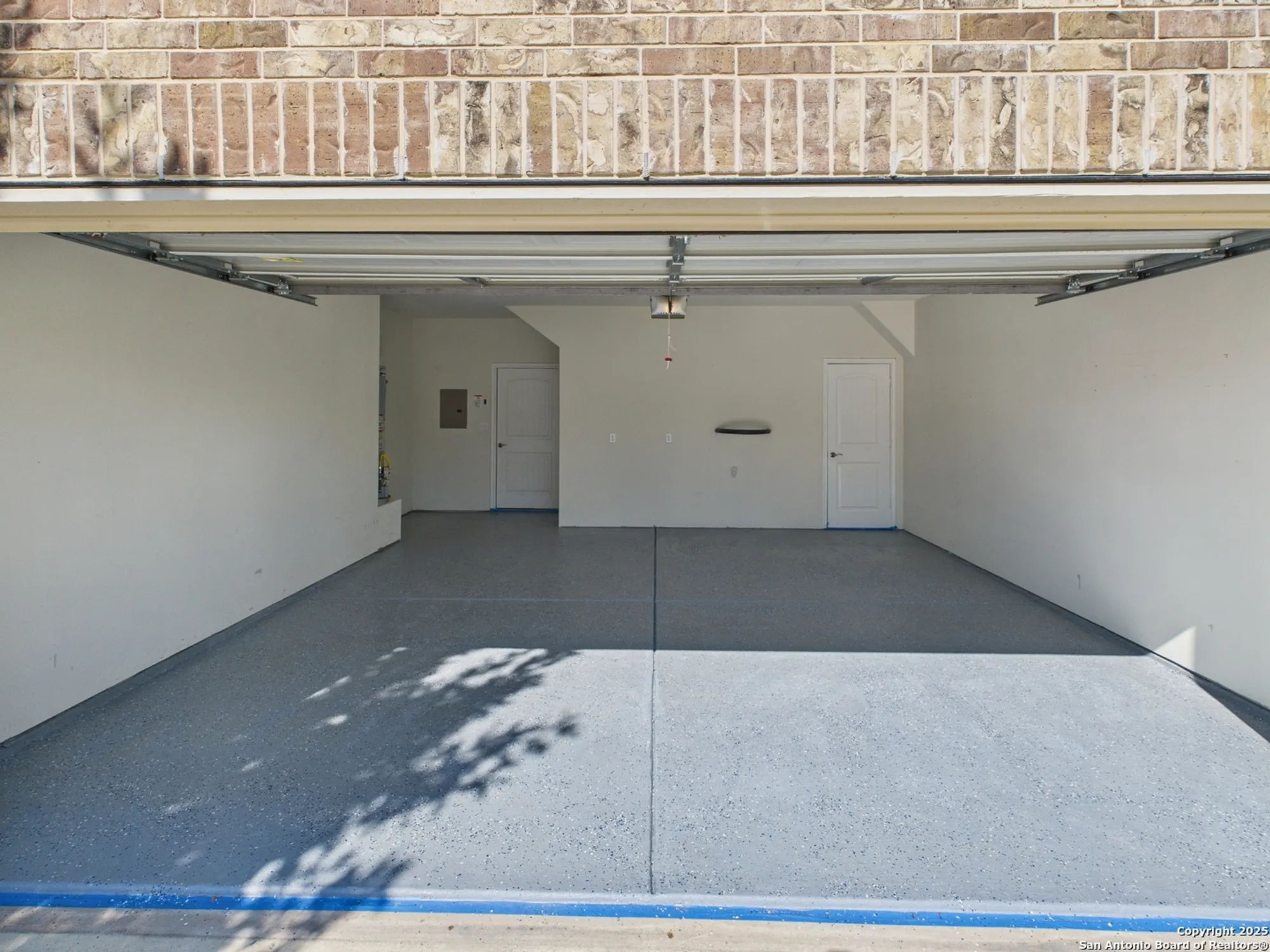 Property Slideshow image 24 of 28 | 3733 tulip dm, San Antonio, TX, 78253