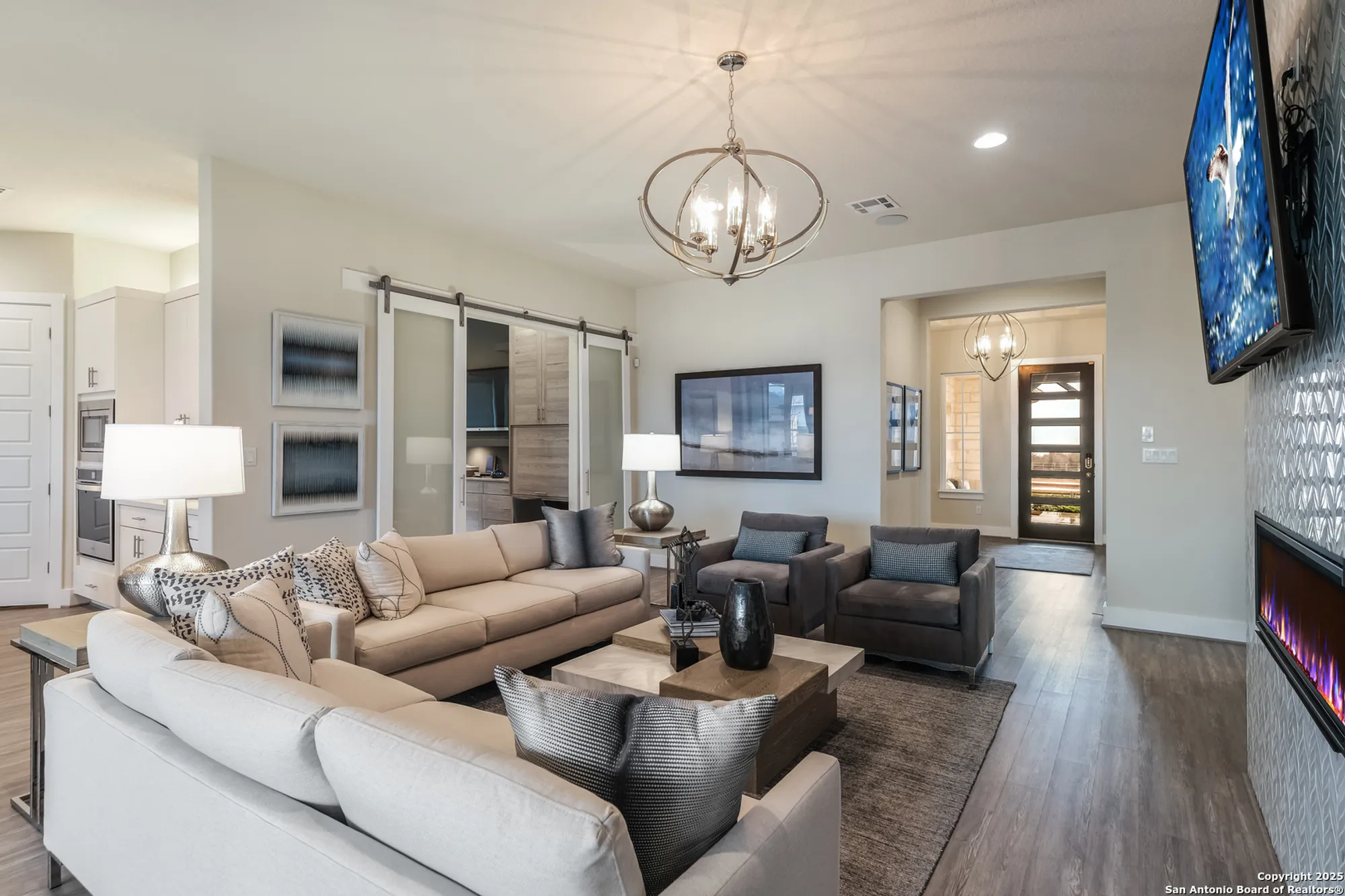 Property Slideshow image 5 of 21 | 379 borchers blvd, New Braunfels, TX, 78132