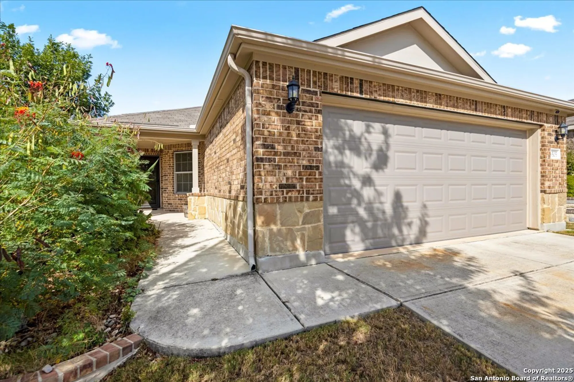 Property Slideshow image 5 of 39 | 3505 grant rpds, San Antonio, TX, 78253