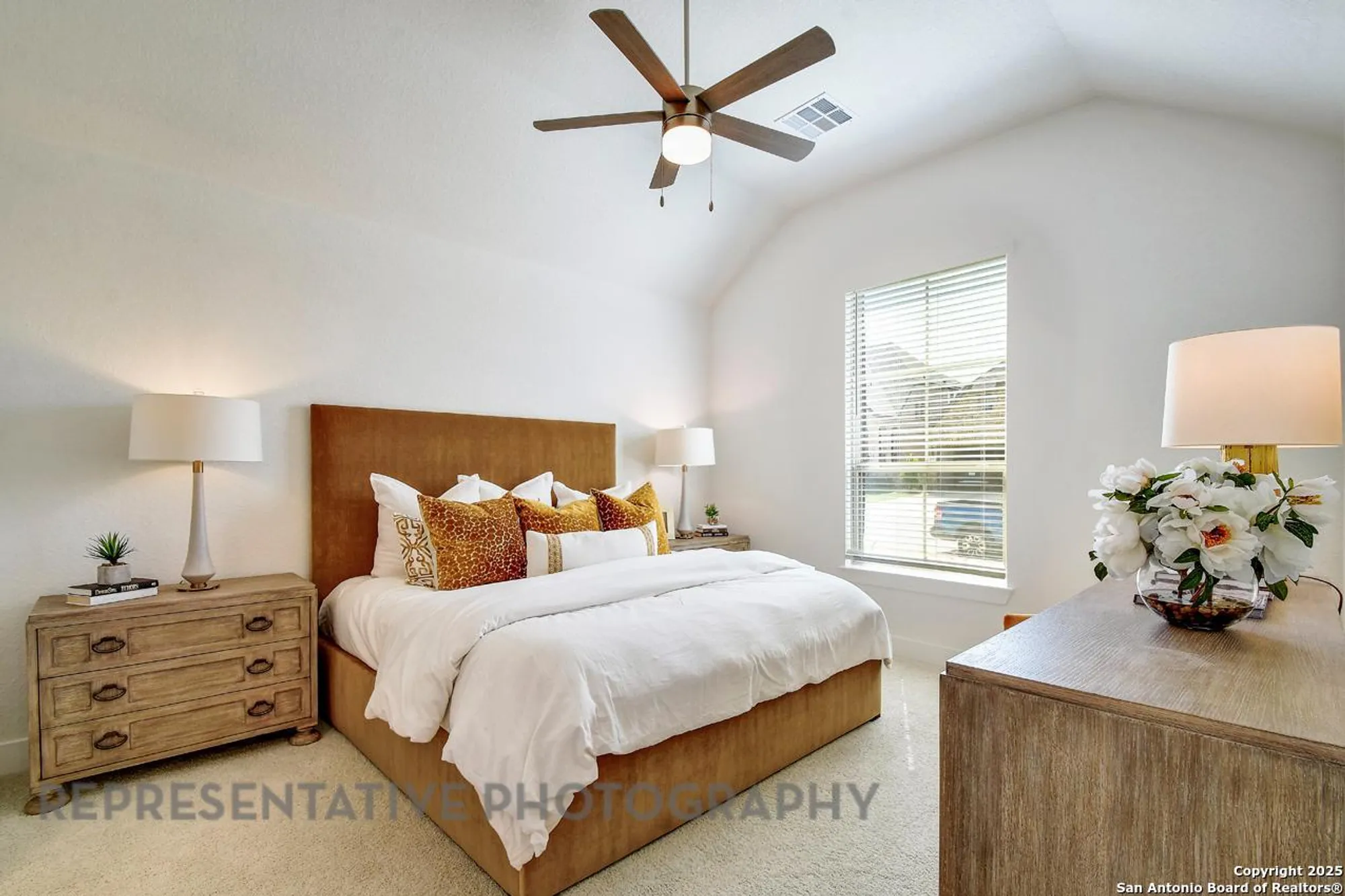 Property Slideshow image 6 of 25 | 1846 nettletree rd, New Braunfels, TX, 78132