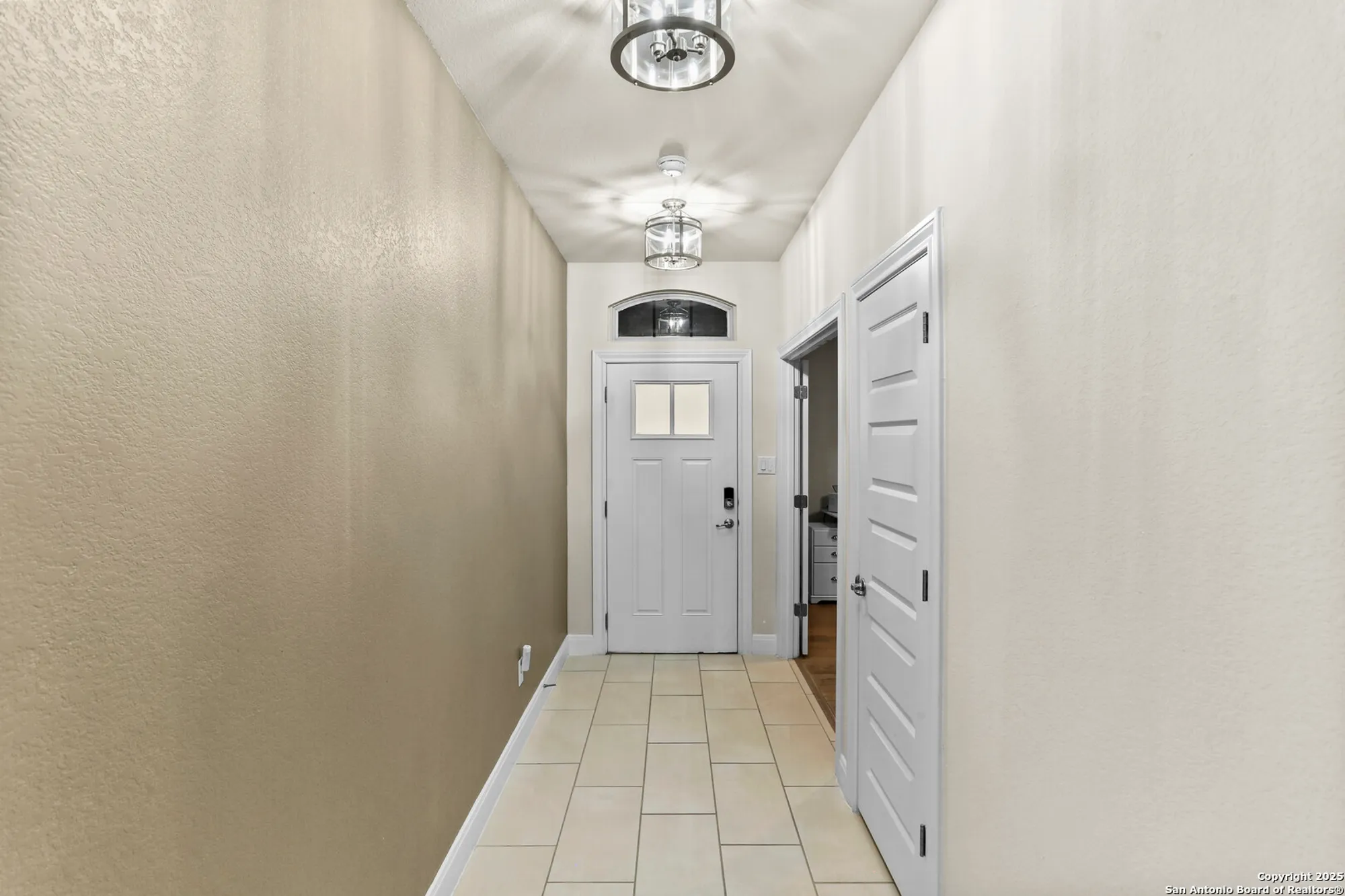 Property Slideshow image 5 of 59 | 13910 cool dawn, San Antonio, TX, 78254