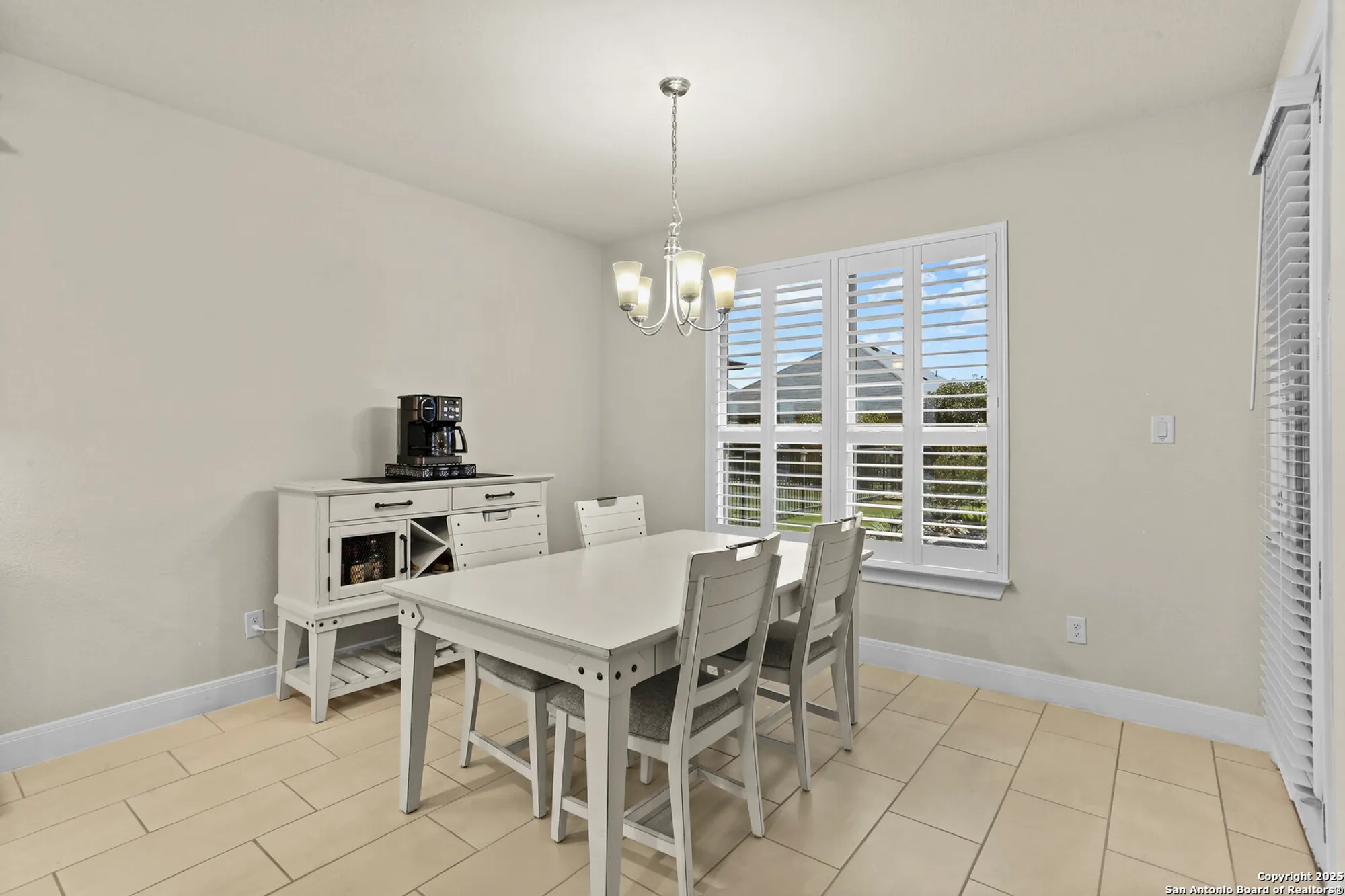 Property Slideshow image 14 of 59 | 13910 cool dawn, San Antonio, TX, 78254