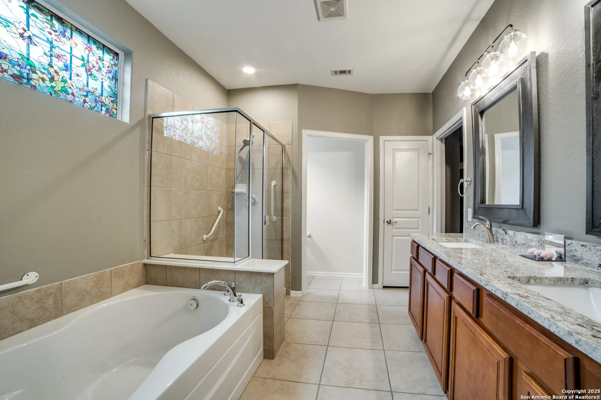 Property Slideshow image 14 of 25 | 12434 modena bay, San Antonio, TX, 78253