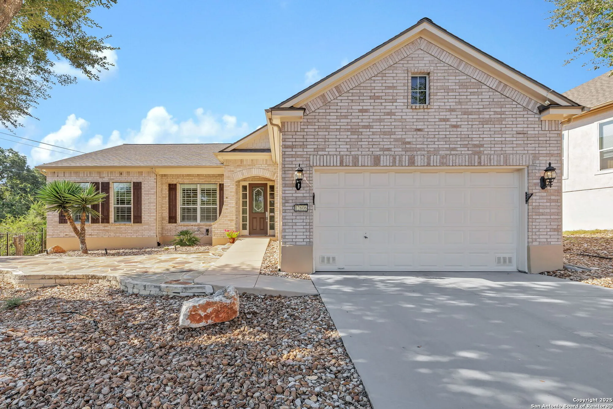 Property Slideshow image 2 of 74 | 12606 pine warbler, San Antonio, TX, 78253