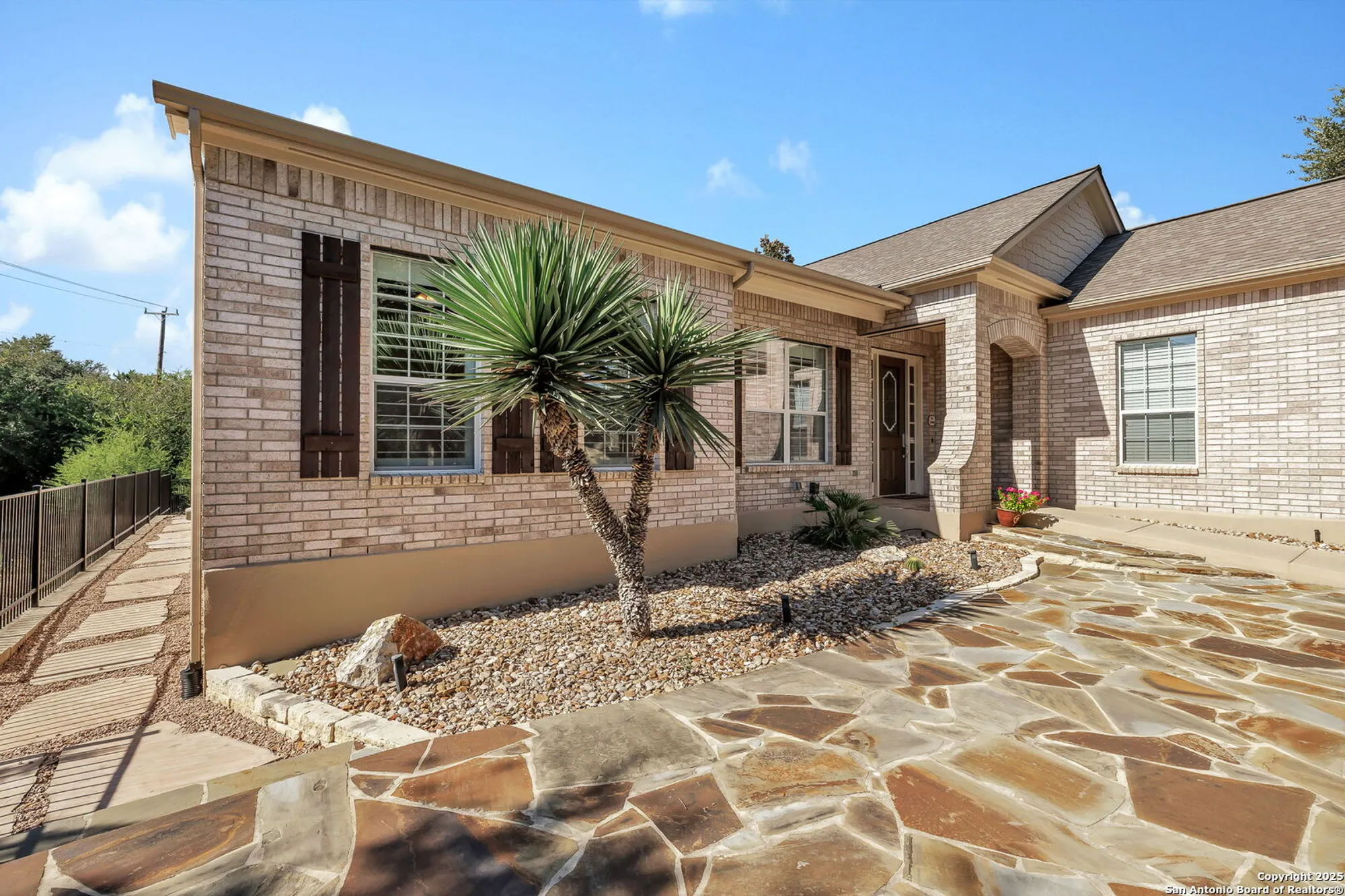 Property Slideshow image 5 of 74 | 12606 pine warbler, San Antonio, TX, 78253