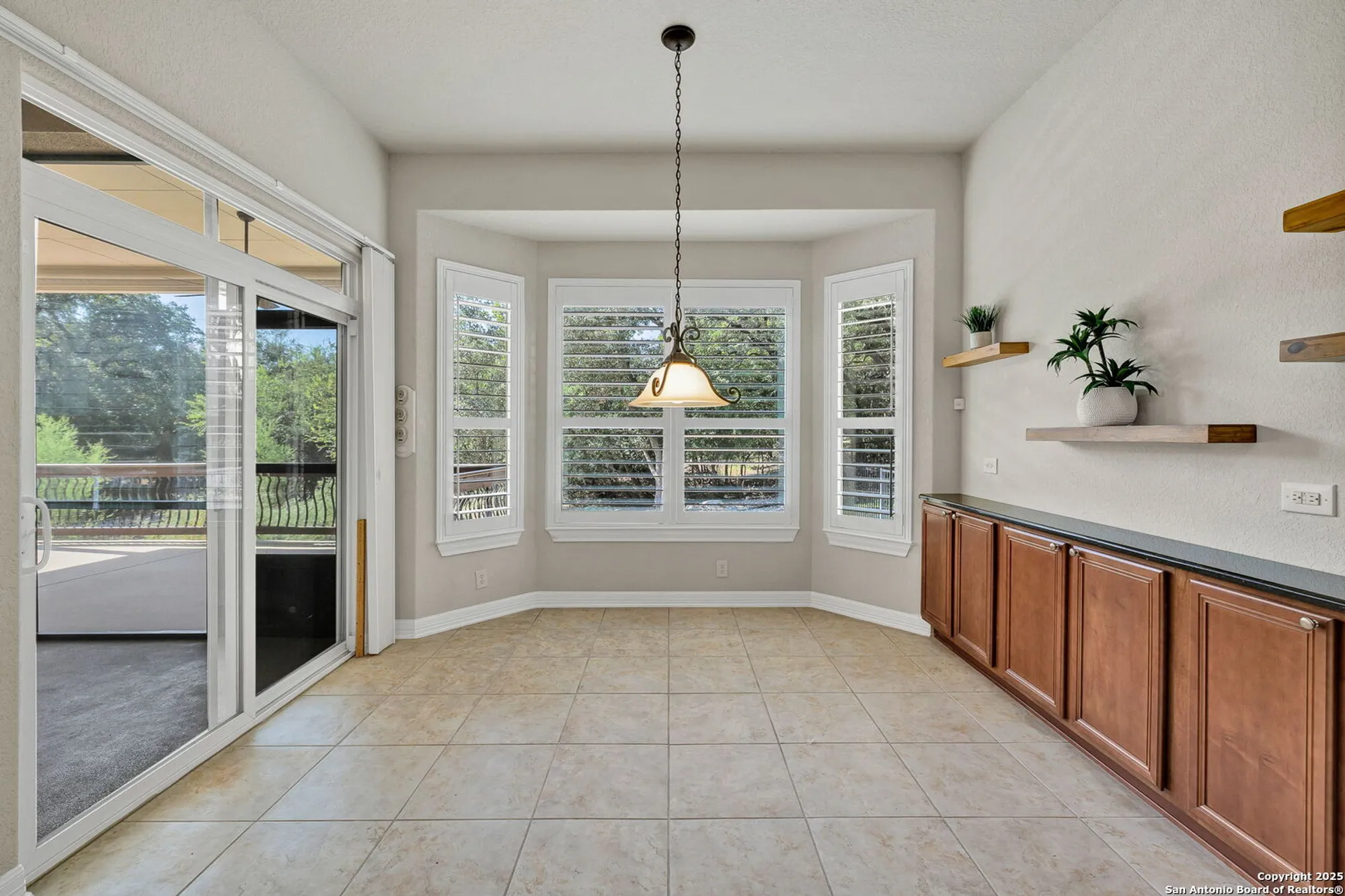 Property Slideshow image 20 of 74 | 12606 pine warbler, San Antonio, TX, 78253