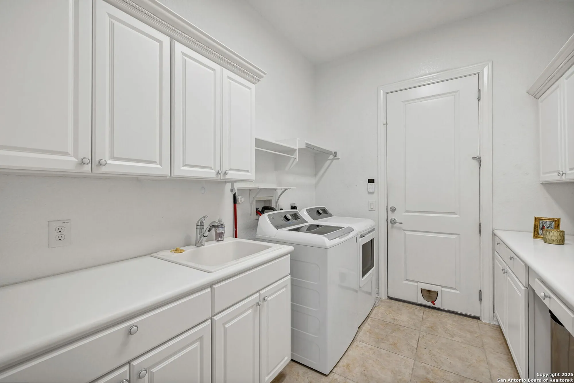 Property Slideshow image 25 of 74 | 12606 pine warbler, San Antonio, TX, 78253