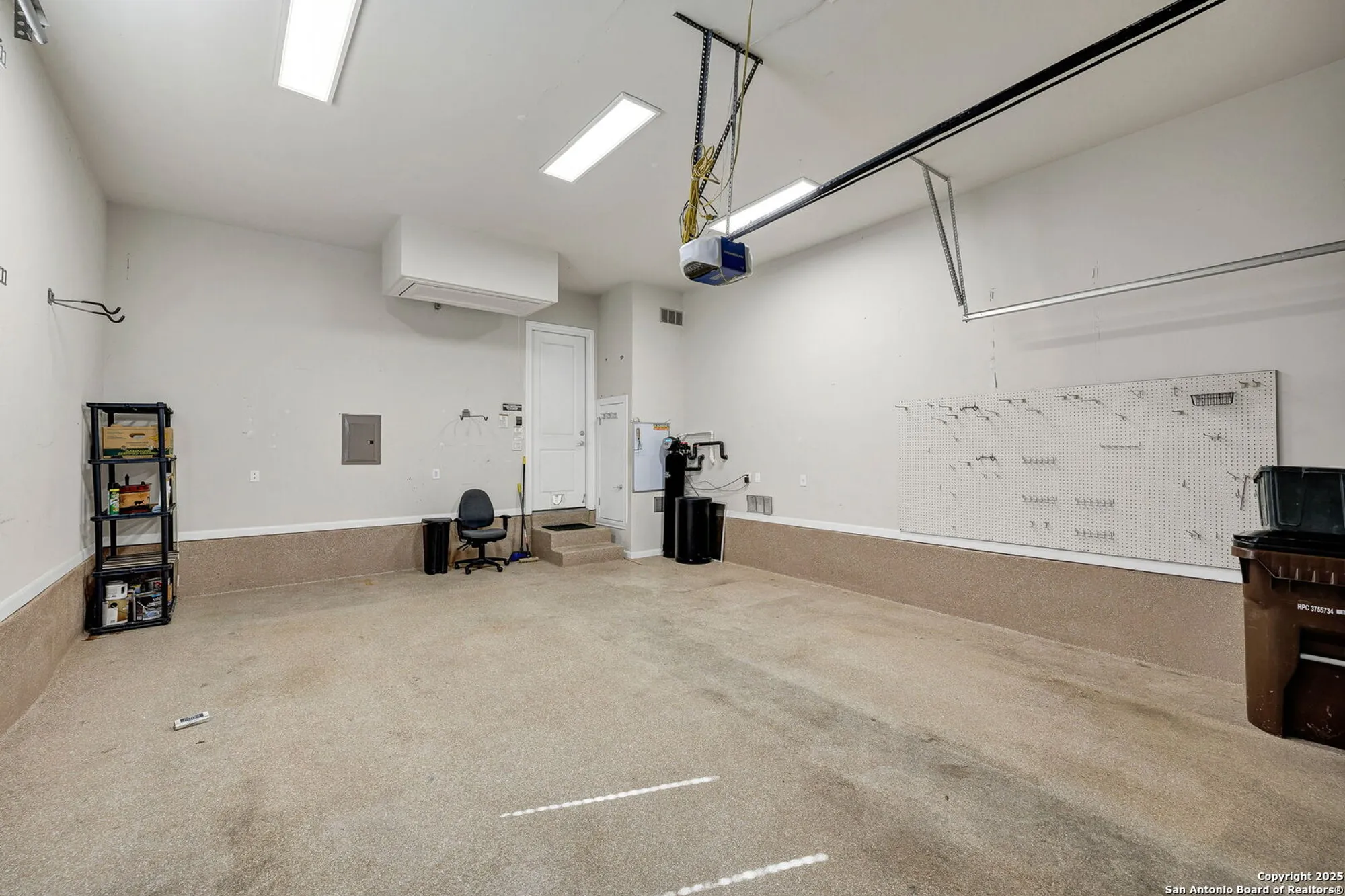 Property Slideshow image 48 of 74 | 12606 pine warbler, San Antonio, TX, 78253