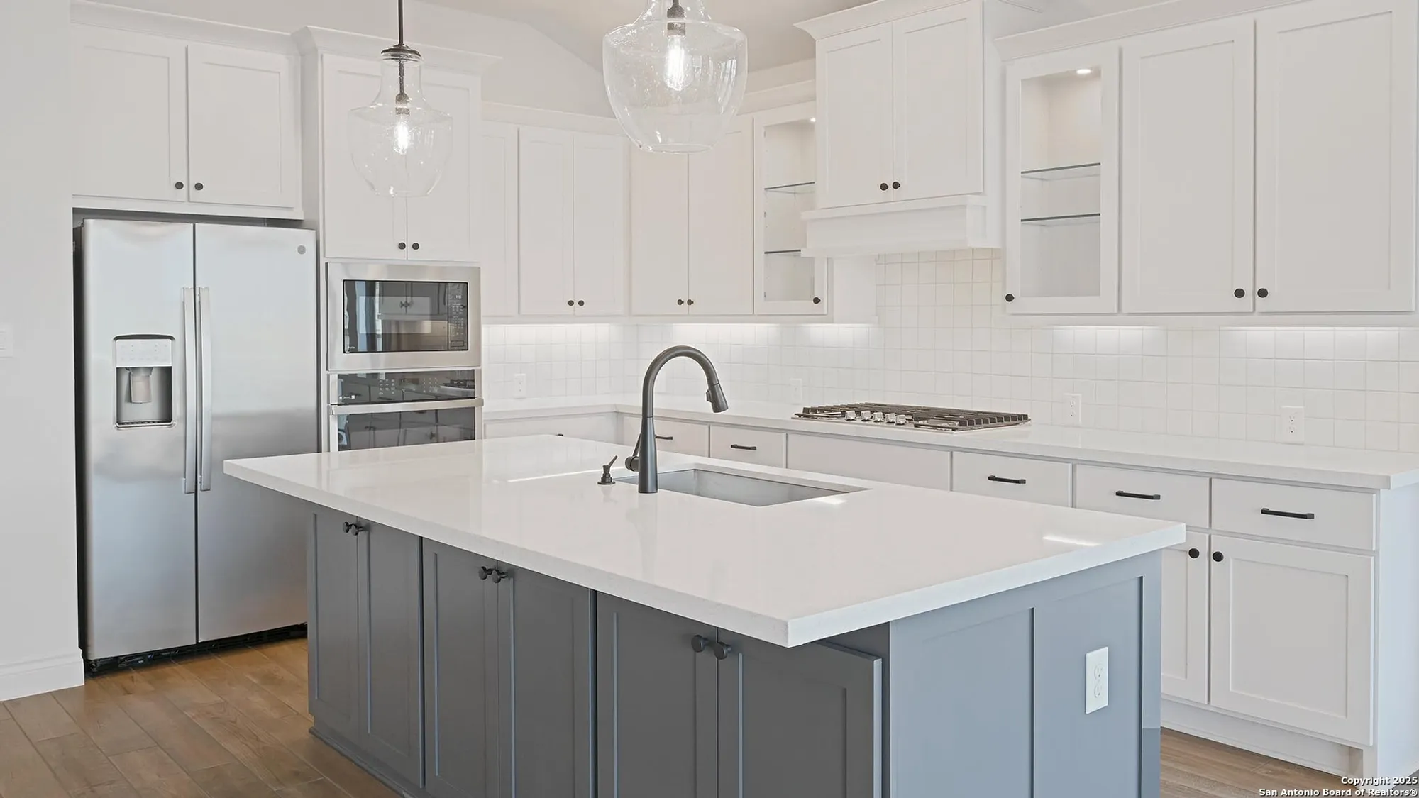 Property Slideshow image 15 of 46 | 1908 bighorn trl, New Braunfels, TX, 78132