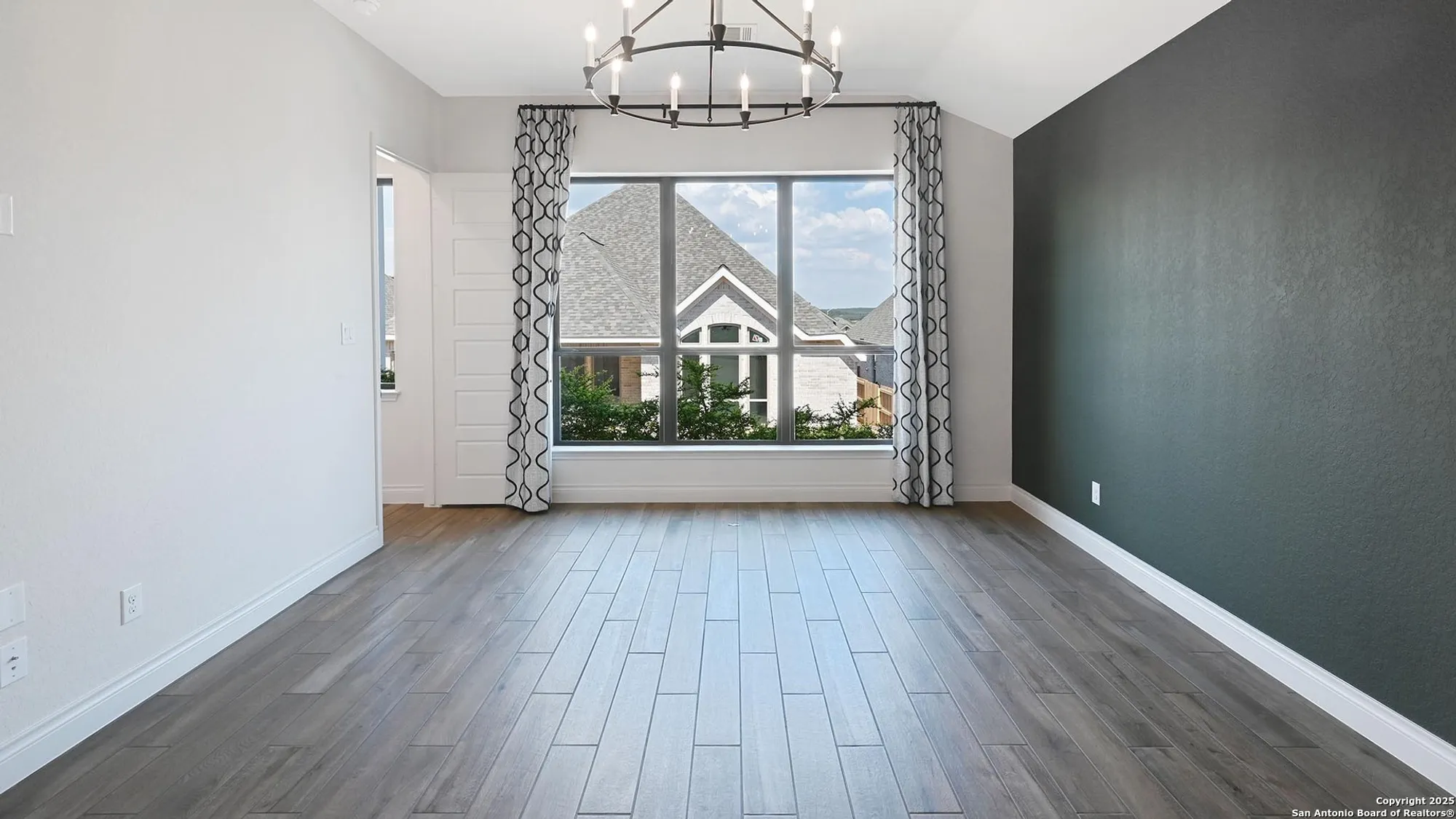 Property Slideshow image 23 of 46 | 1908 bighorn trl, New Braunfels, TX, 78132
