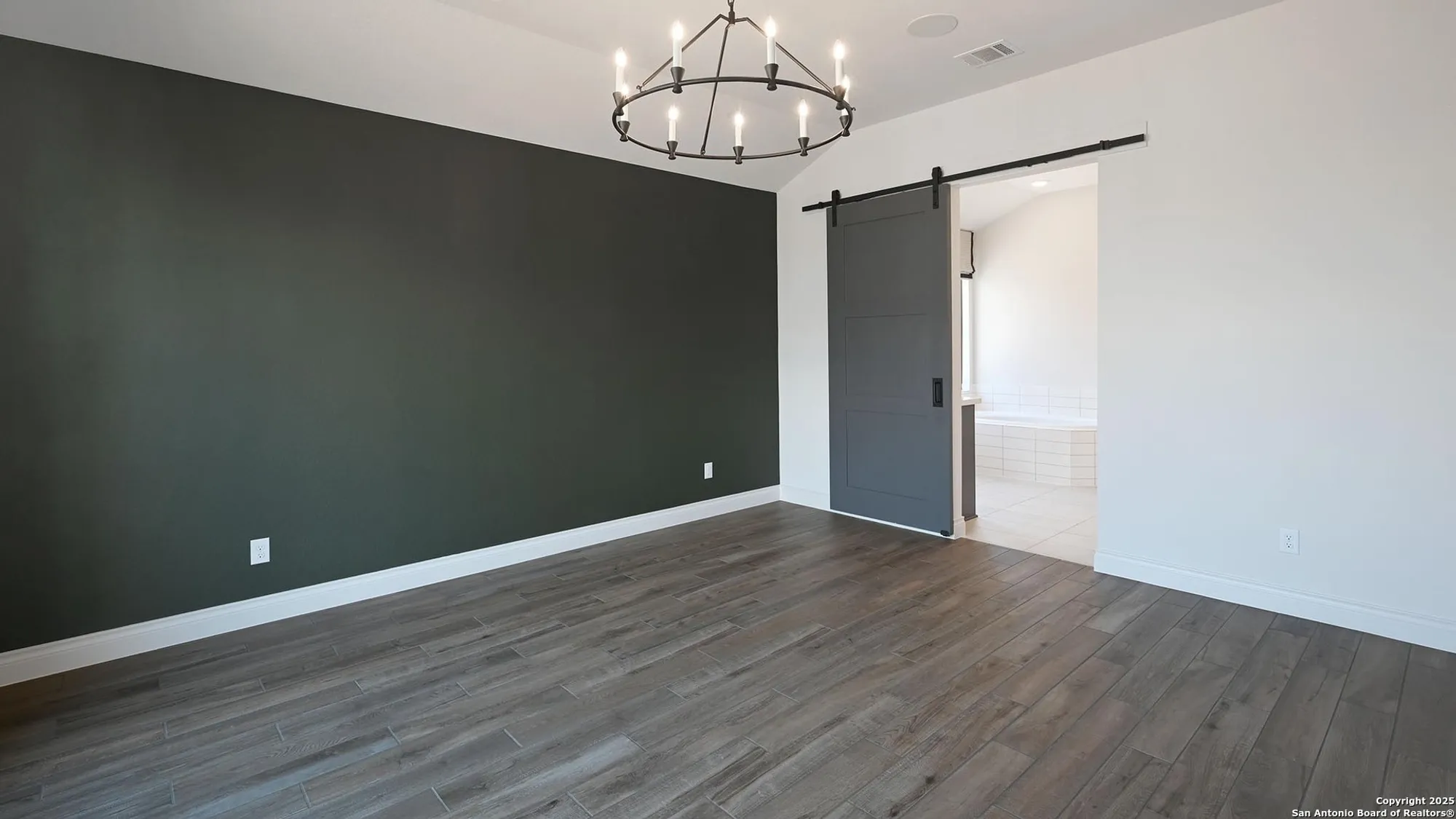 Property Slideshow image 20 of 46 | 1908 bighorn trl, New Braunfels, TX, 78132