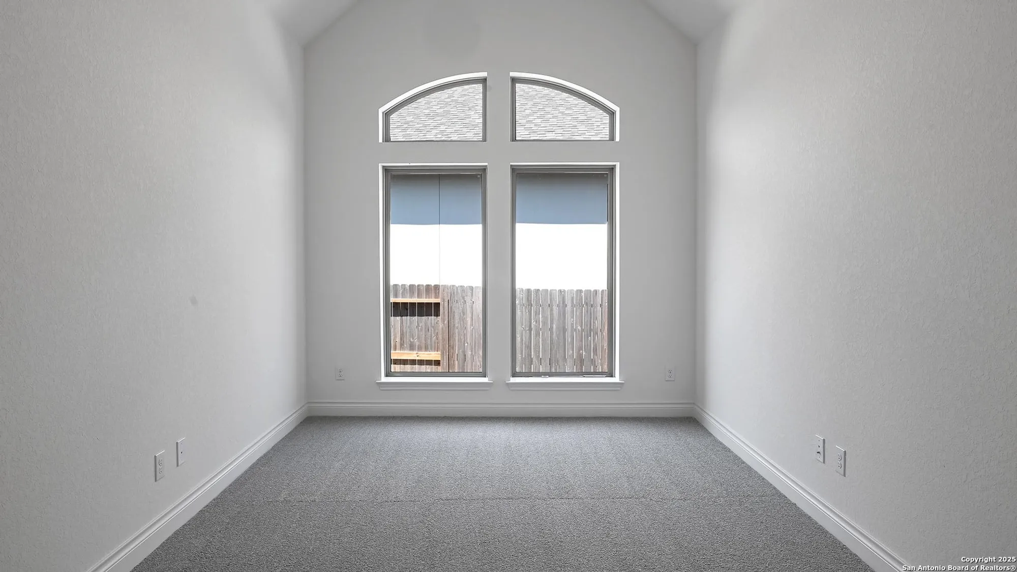 Property Slideshow image 22 of 41 | 1913 luna st, New Braunfels, TX, 78132