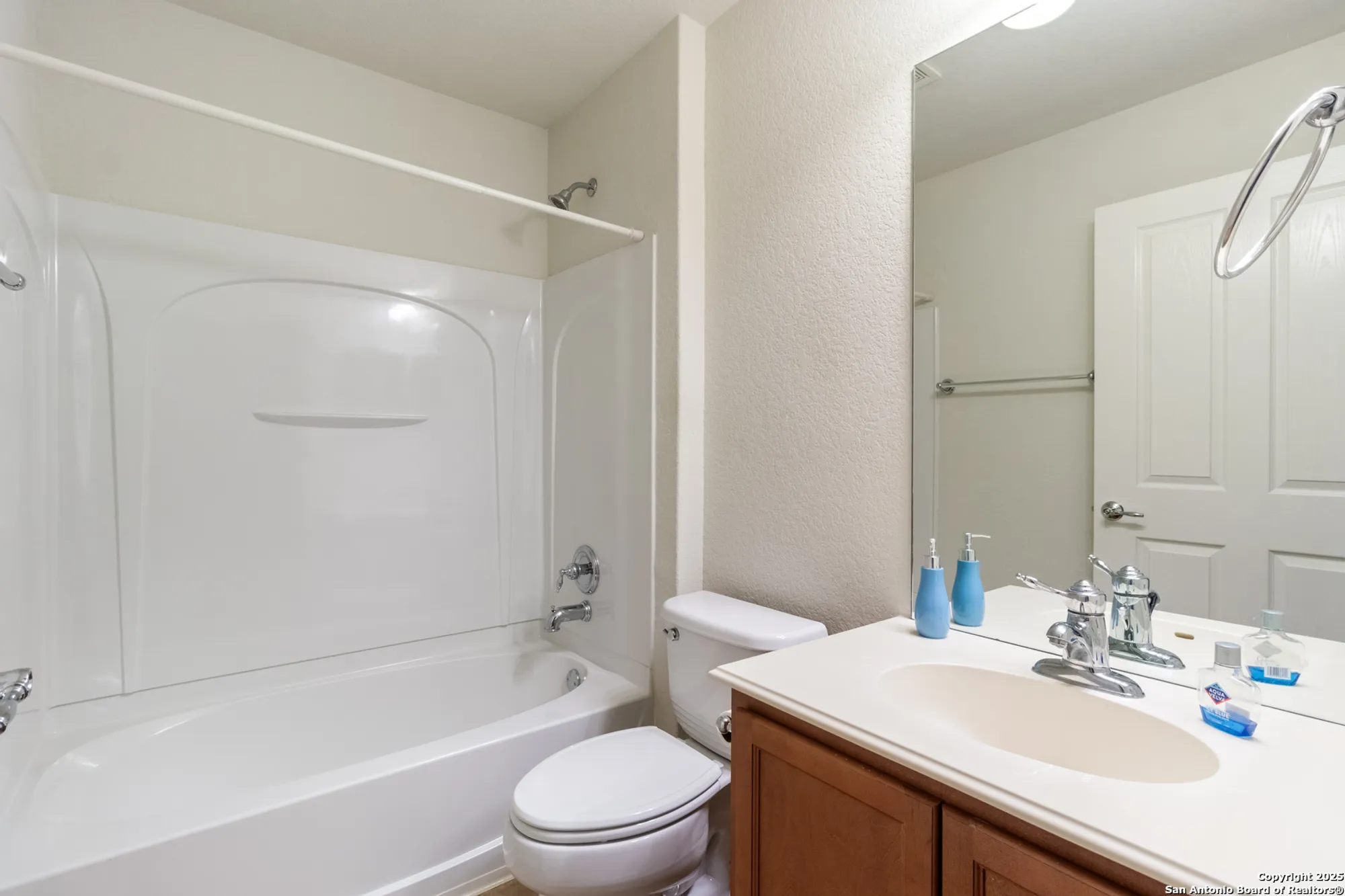 Property Slideshow image 13 of 35 | 12747 pronghorn oak, San Antonio, TX, 78253