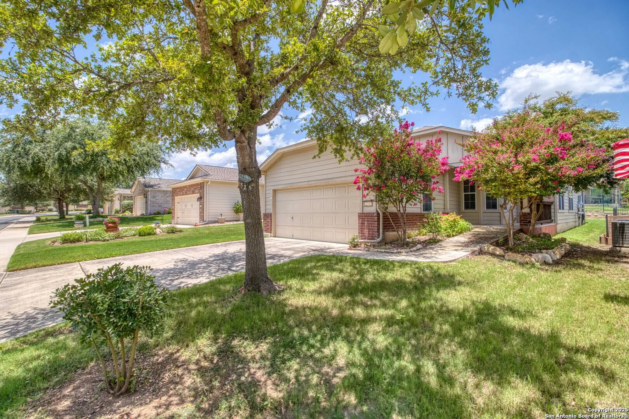 Property Slideshow image 2 of 35 | 12747 pronghorn oak, San Antonio, TX, 78253