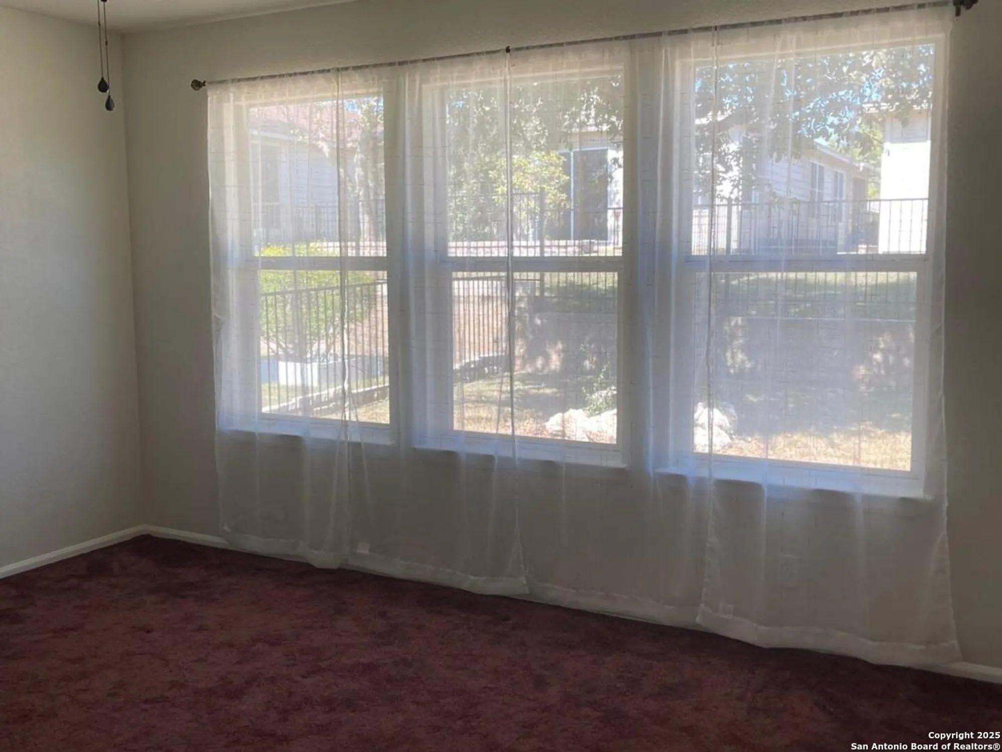 Property Slideshow image 10 of 35 | 12747 pronghorn oak, San Antonio, TX, 78253