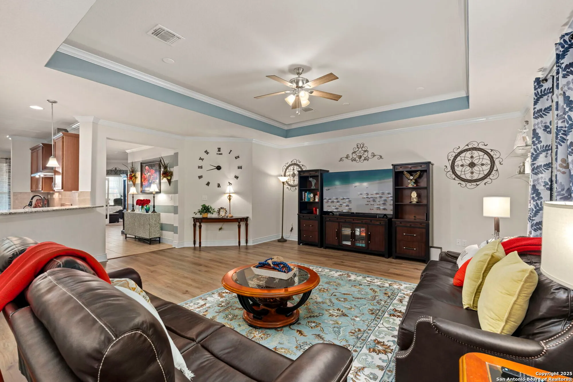 Property Slideshow image 10 of 41 | 12813 hollowing lk, San Antonio, TX, 78253