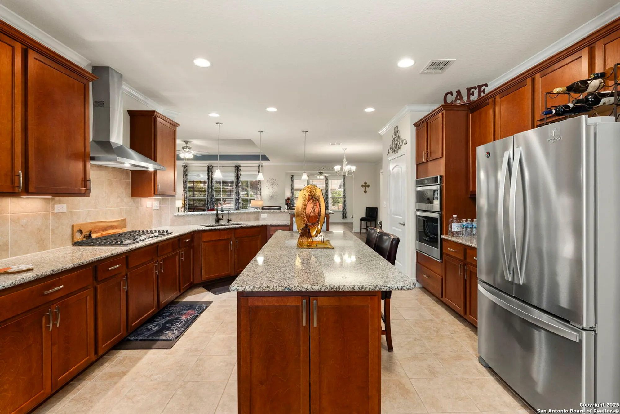 Property Slideshow image 15 of 41 | 12813 hollowing lk, San Antonio, TX, 78253