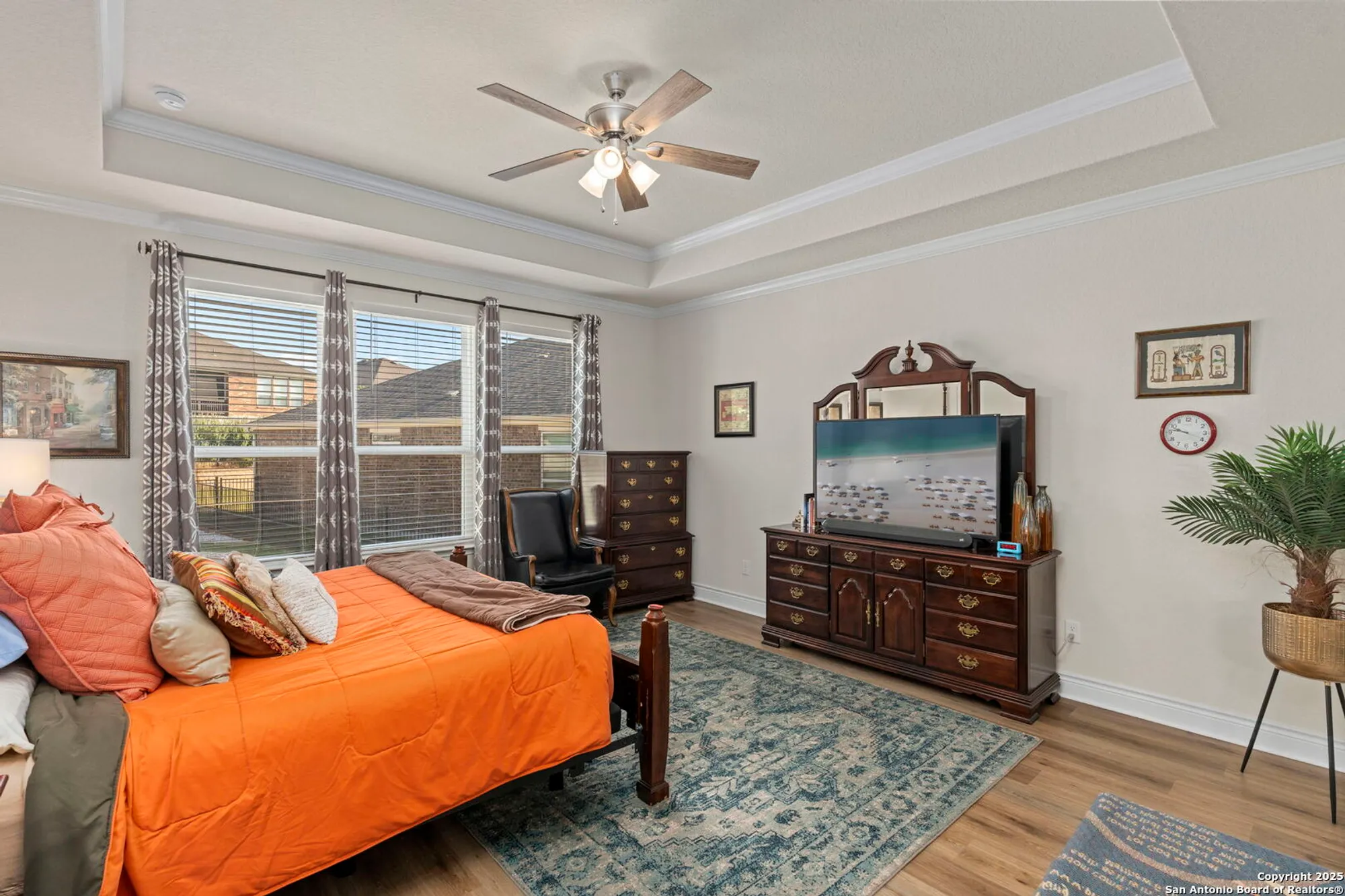 Property Slideshow image 21 of 41 | 12813 hollowing lk, San Antonio, TX, 78253