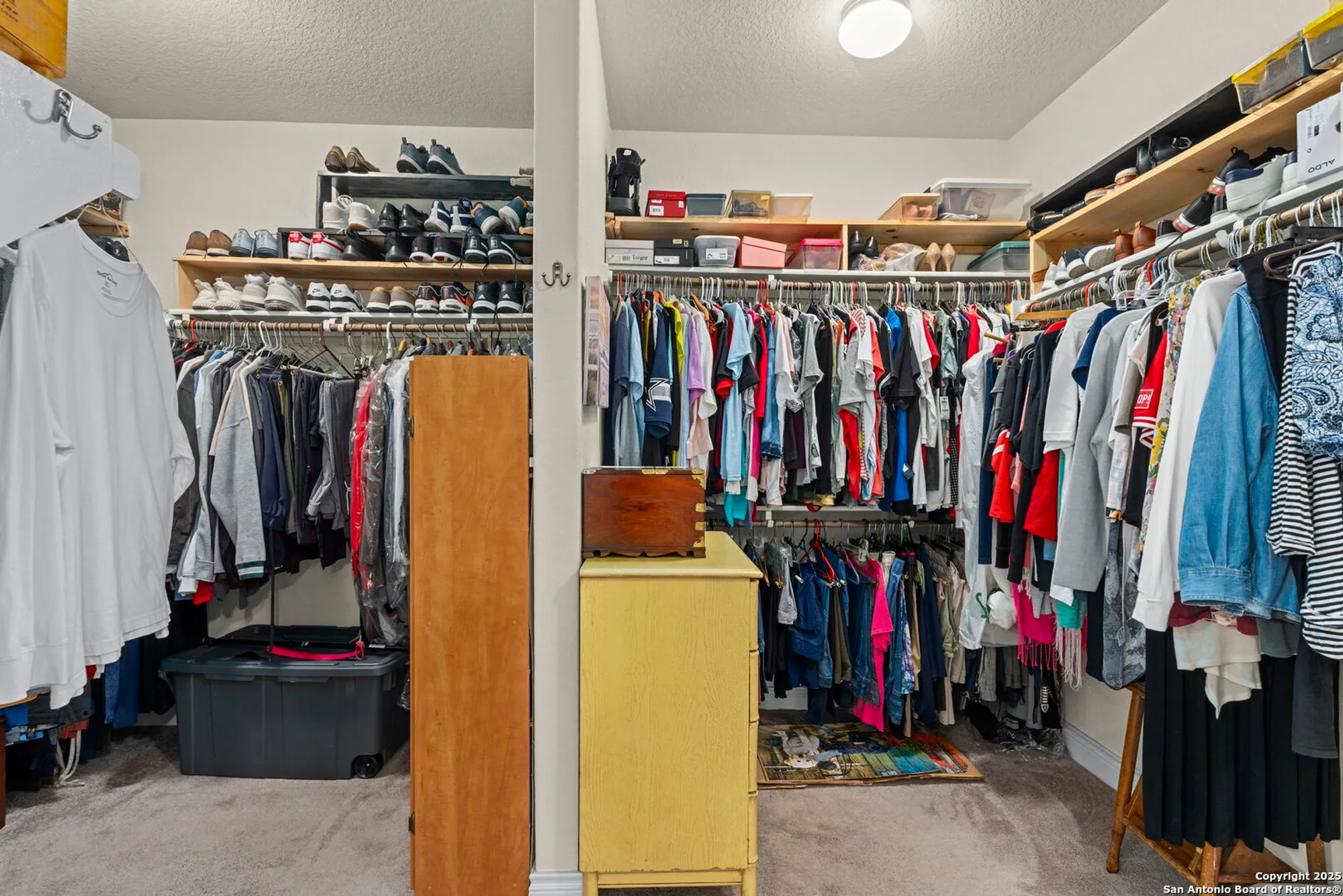 Property Slideshow image 22 of 41 | 12813 hollowing lk, San Antonio, TX, 78253