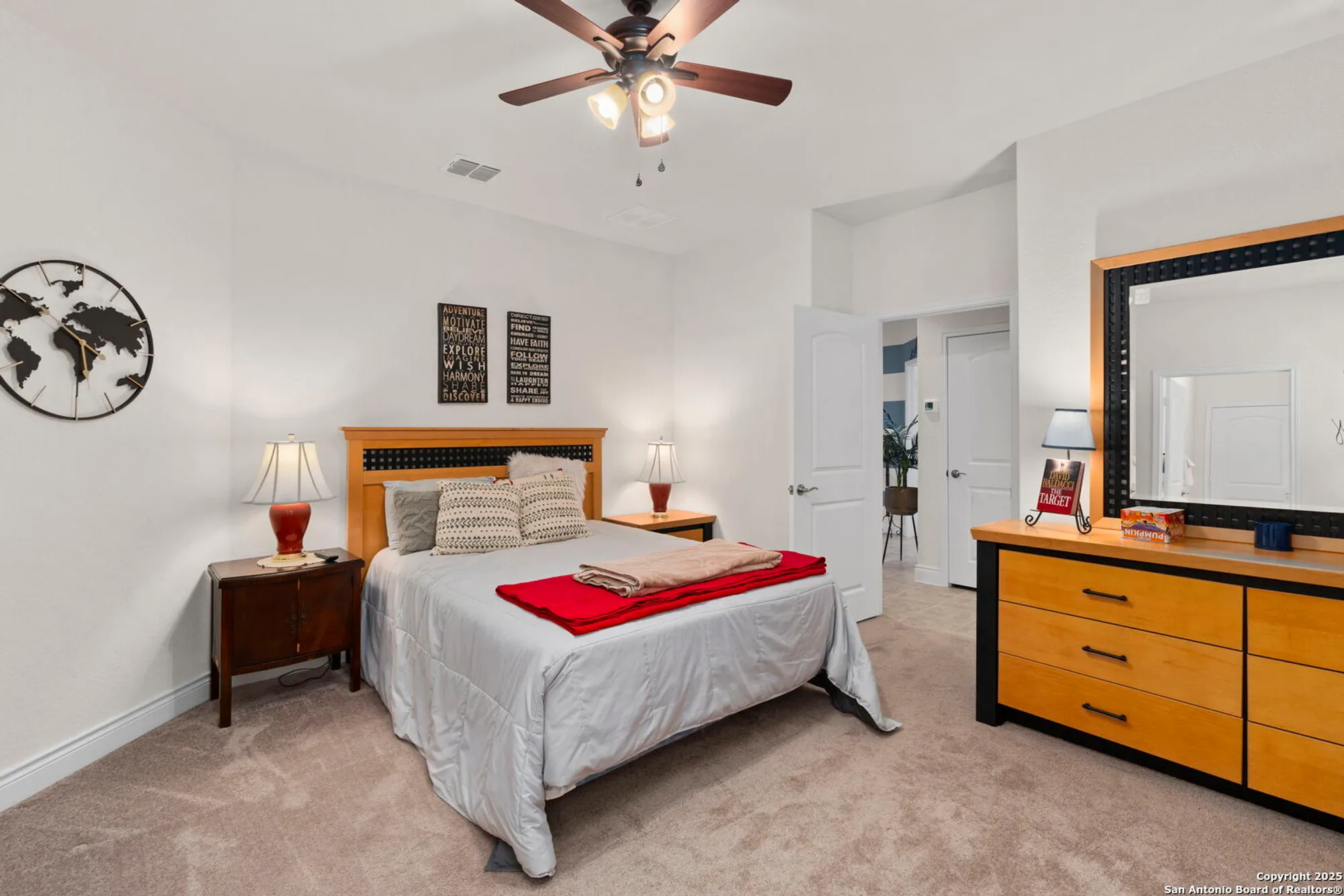 Property Slideshow image 28 of 41 | 12813 hollowing lk, San Antonio, TX, 78253