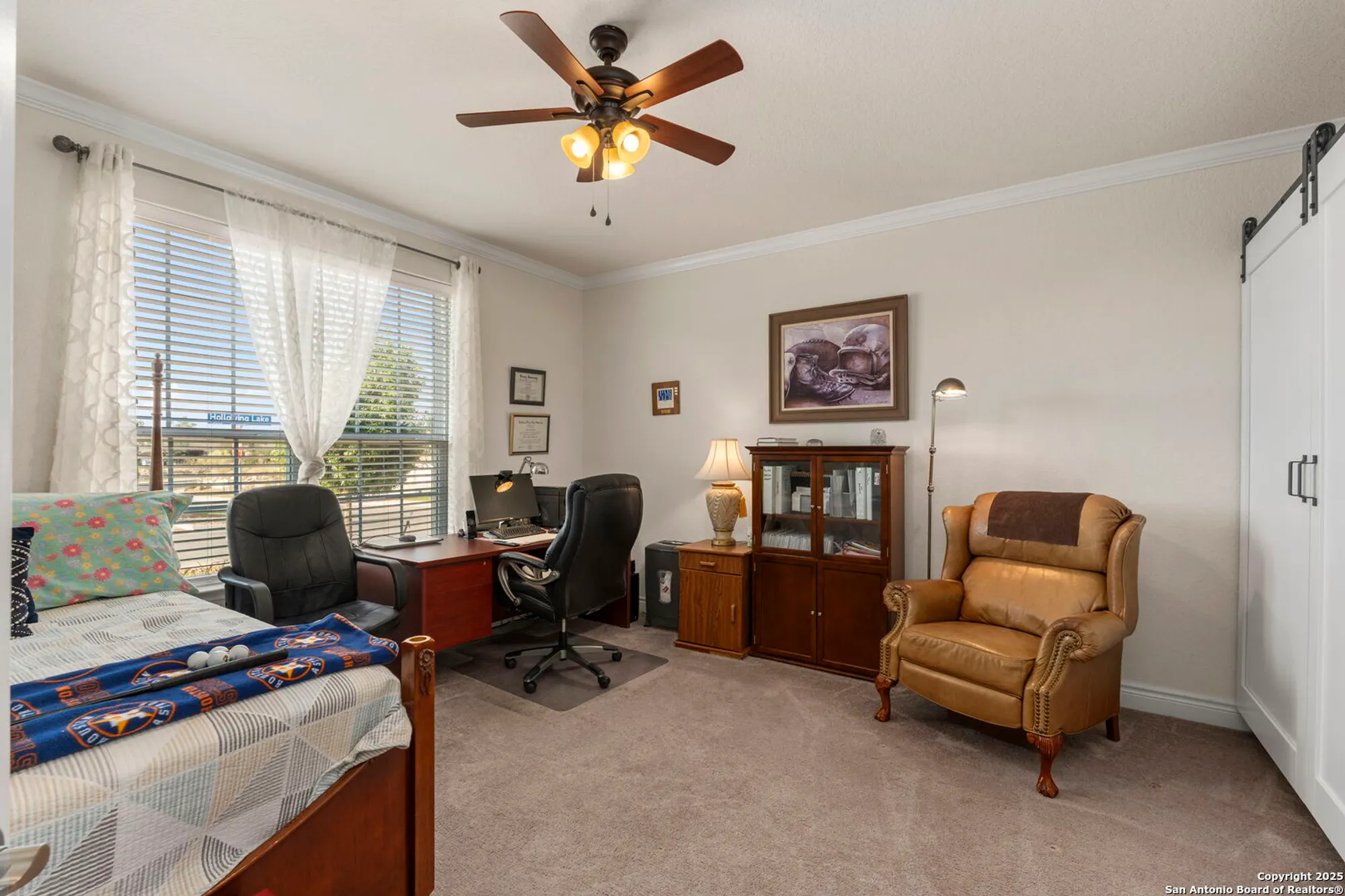 Property Slideshow image 30 of 41 | 12813 hollowing lk, San Antonio, TX, 78253